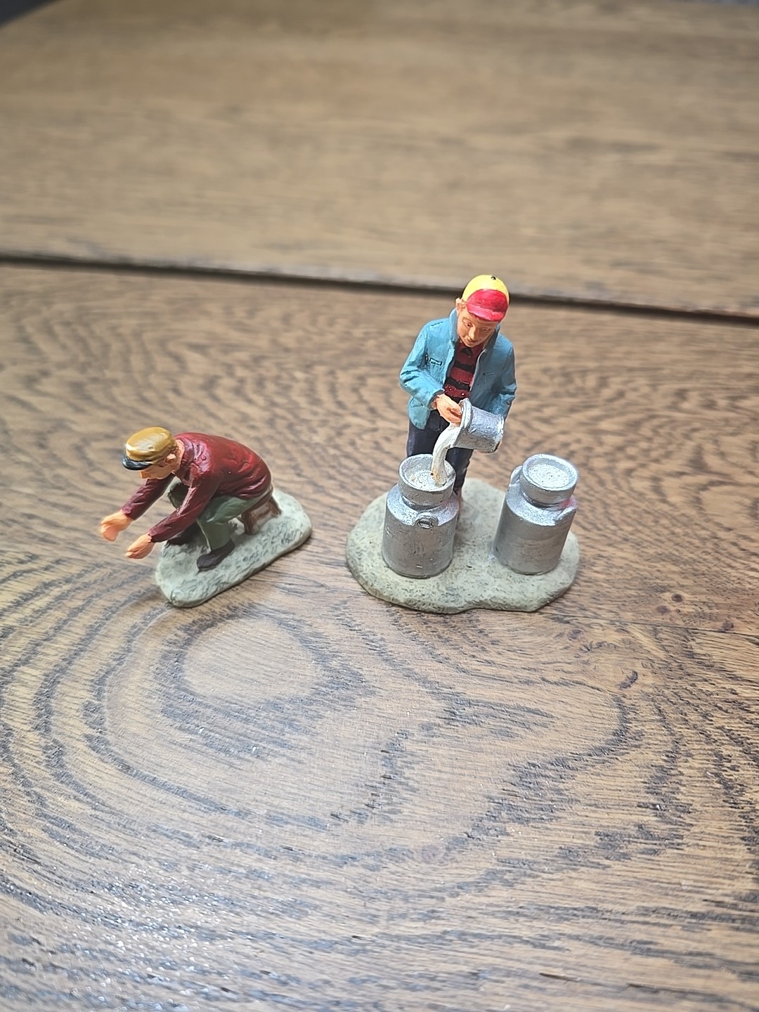 Lemax #12500 Village Collection Milking Chores Lot MISSING COW Retired 2011