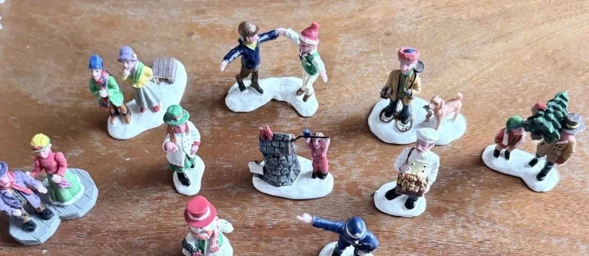 VTG Department 56 & Lemax Christmas Village Figurines Holiday Village Lot of 10