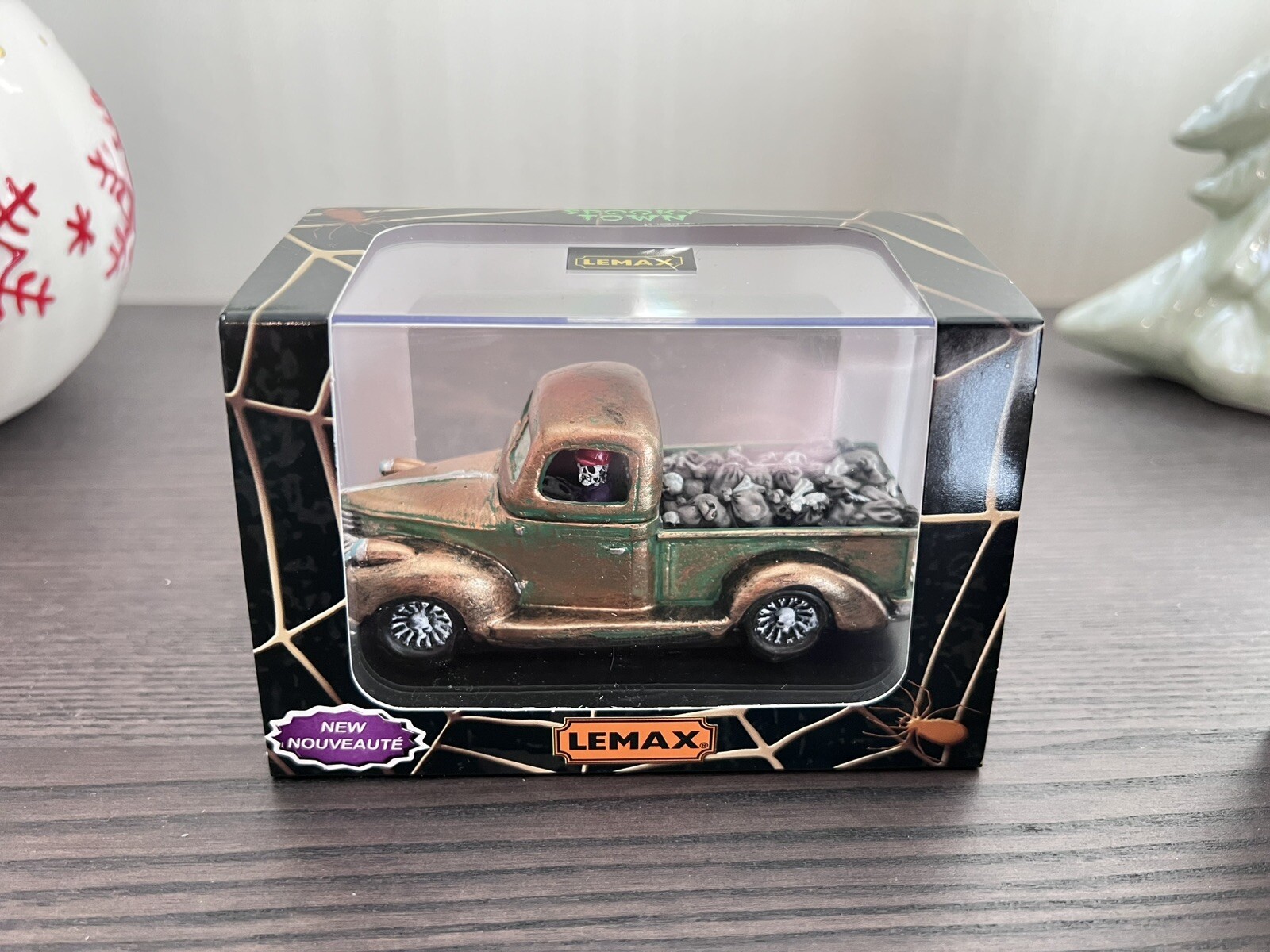 NEW & SEALED LEMAX 2024 SPOOKY TOWN VILLAGE GARBAGE PICK-UP TRUCK