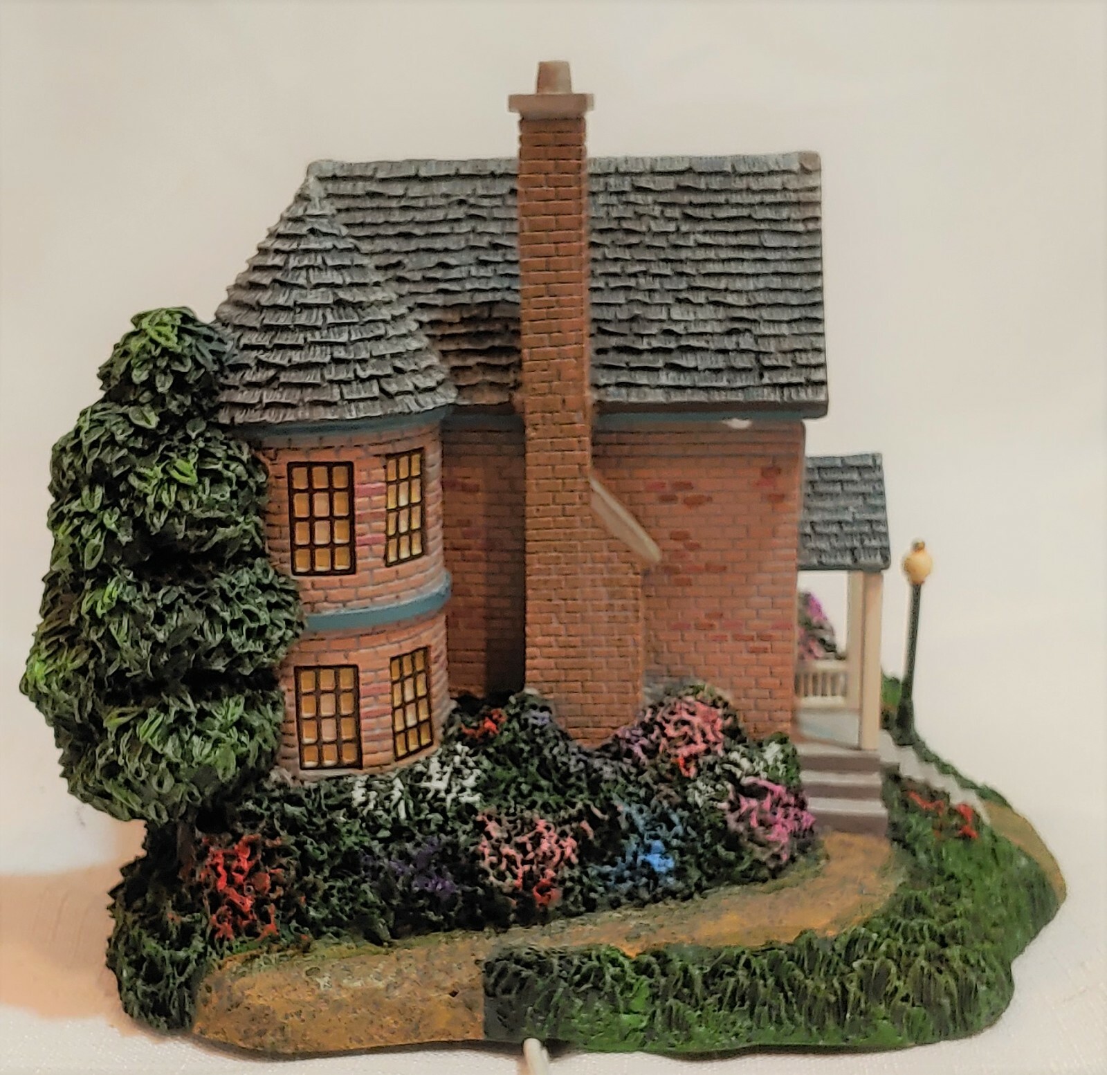 “Moonlit Homestead” 79567 Thomas Kinkade Lamplight Village 2002 w/COA