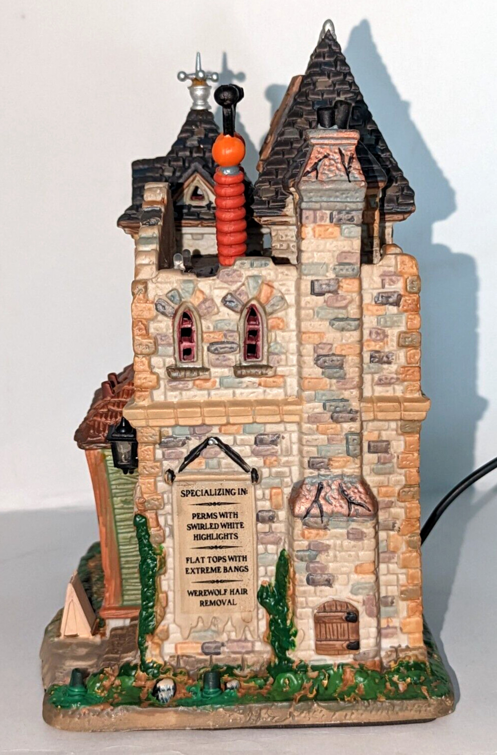 Lemax Spooky Town Franks Salon Frankenstein Hair Cut LED Sound Halloween Village
