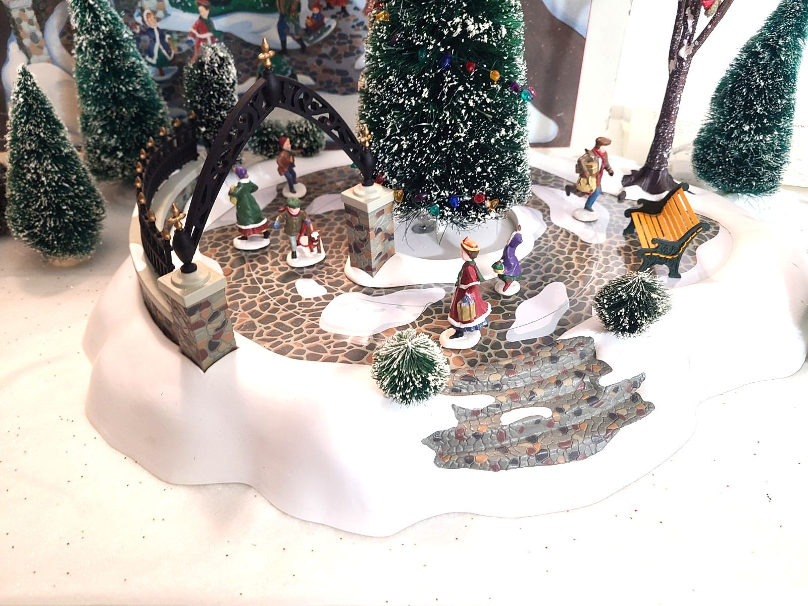 Dept 56 Christmas Village Animated Set All Around The Park 52477 Tested Extras