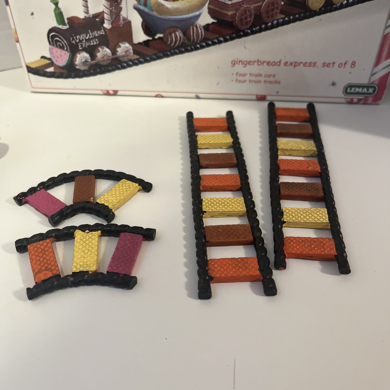 Lemax Sugar ‘N Spice Gingerbread Express Train Retired Pre-Owned – 43424, 8 Pcs