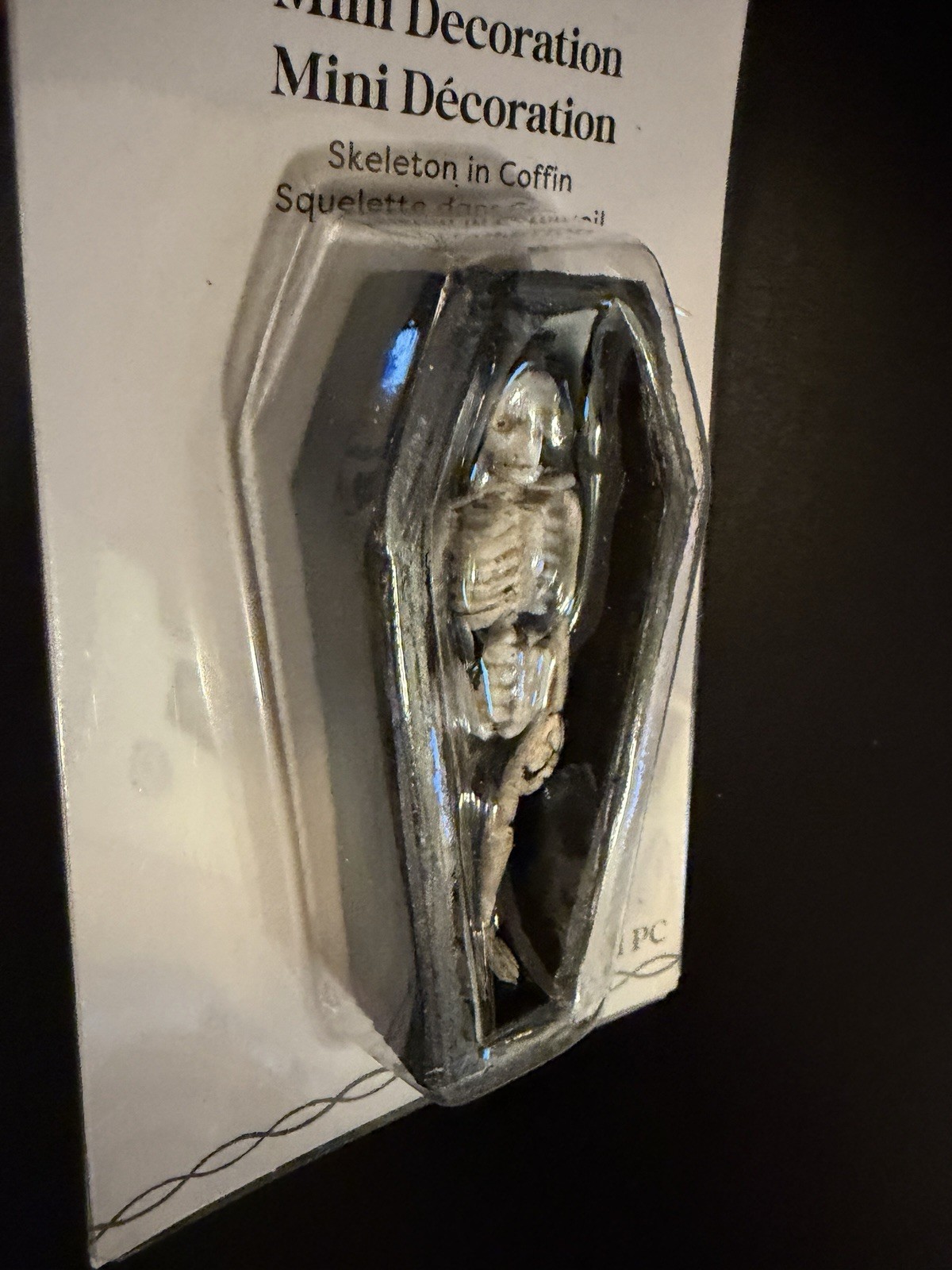 ASHLAND HALLOWEEN MINIATURES SKELETON IN COFFIN ~ NEW IN PKG 2025