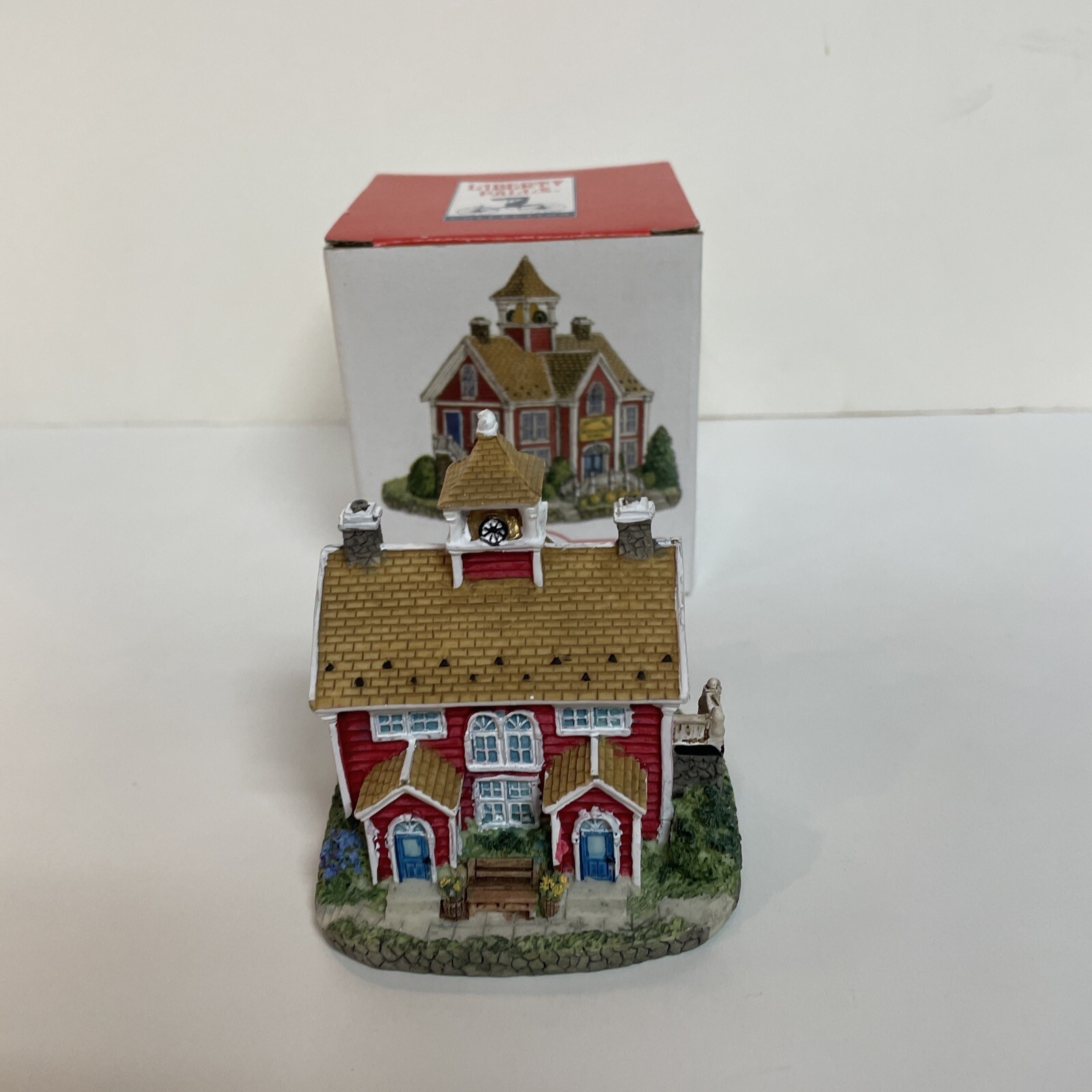 Liberty Falls Red Secondary School 1998 Collection AH158 3 5/8″ Tall Building