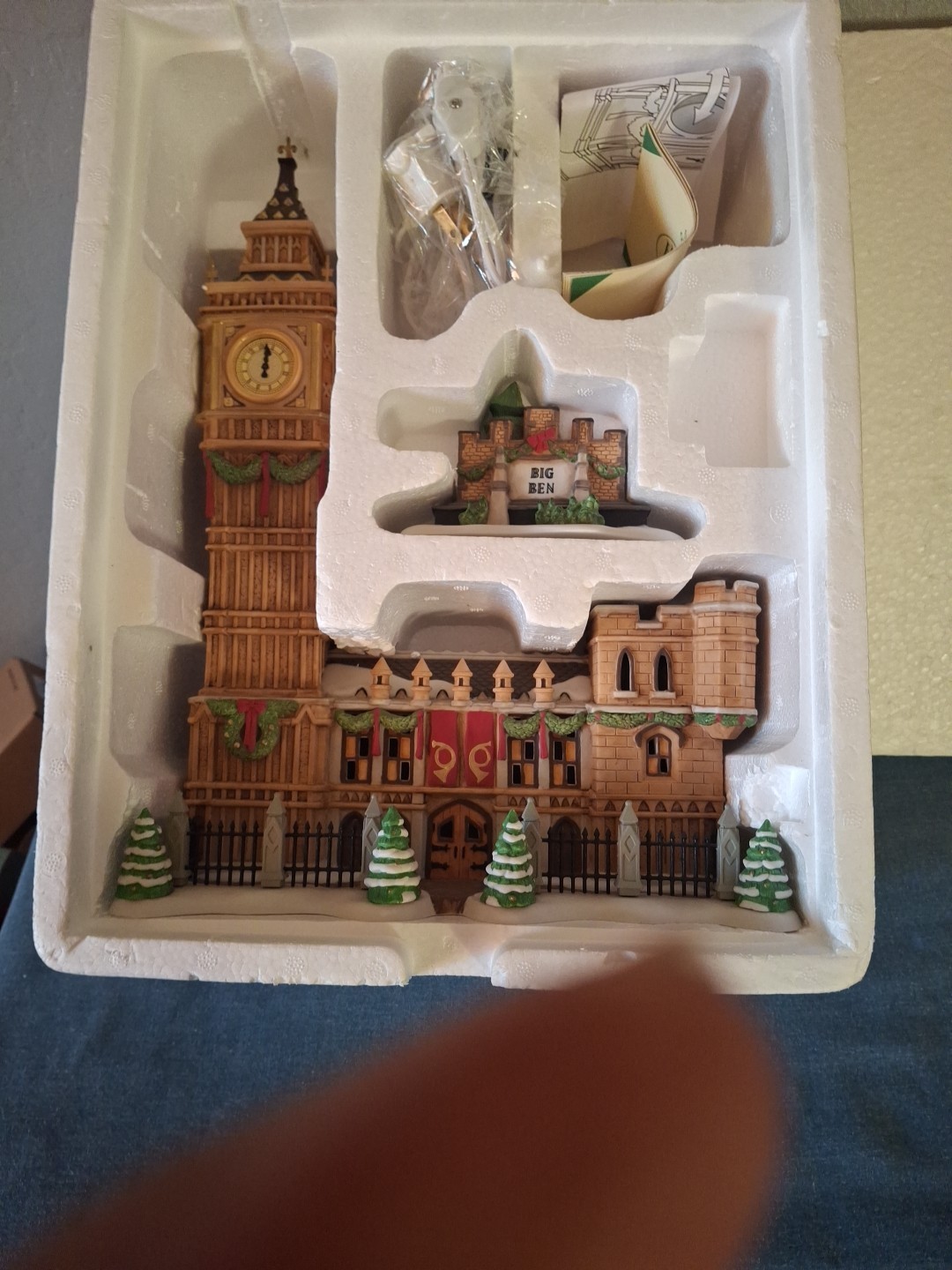 Department 56 Dickens Village Historical Landmark Christmas “Big Ben” Decor…