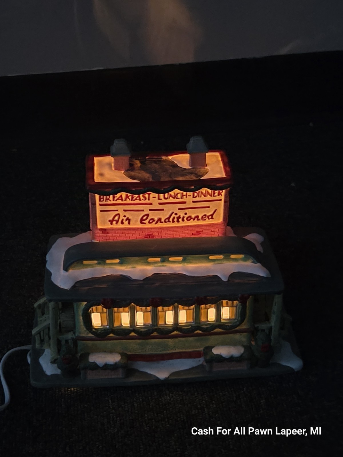 Retro Ville “CLARKS CAFE” Christmas vintage 2005 w box RARE jo-ann village