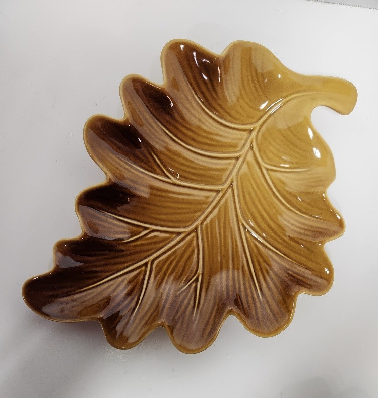 2 Department 56 Leave Design 1 Brown & 1 Gold/Brown Tone Serving Dishes