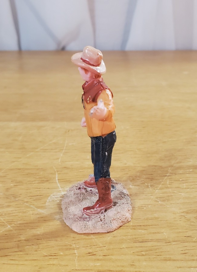 Lasso Bill – Cowboy Western Figure – Lemax Coventry Cove Village Figurine 22042