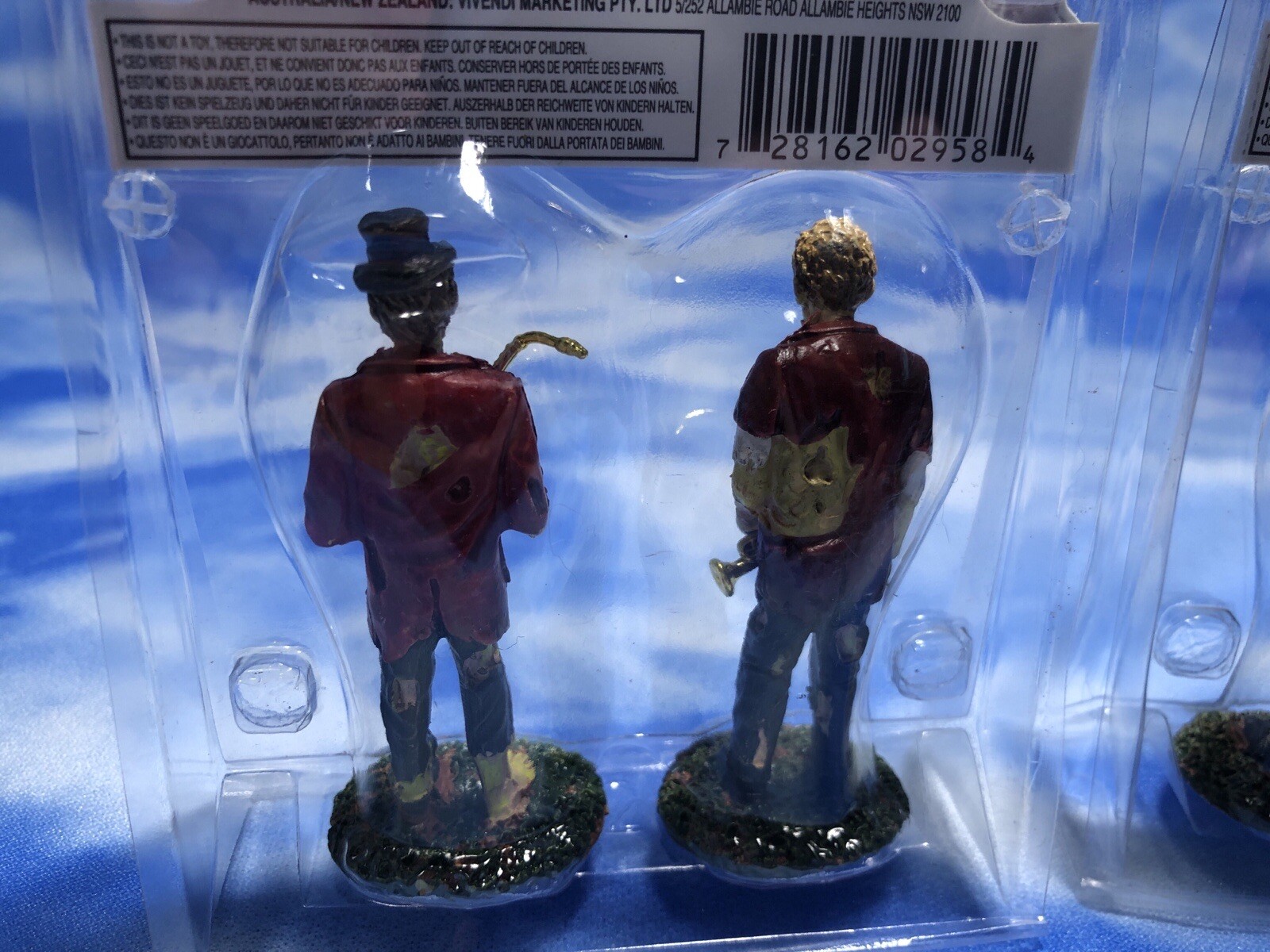 NEW 2020 Lemax Spooky Town Accessory “A Chilling Band of Two” Zombies #02958 NIP