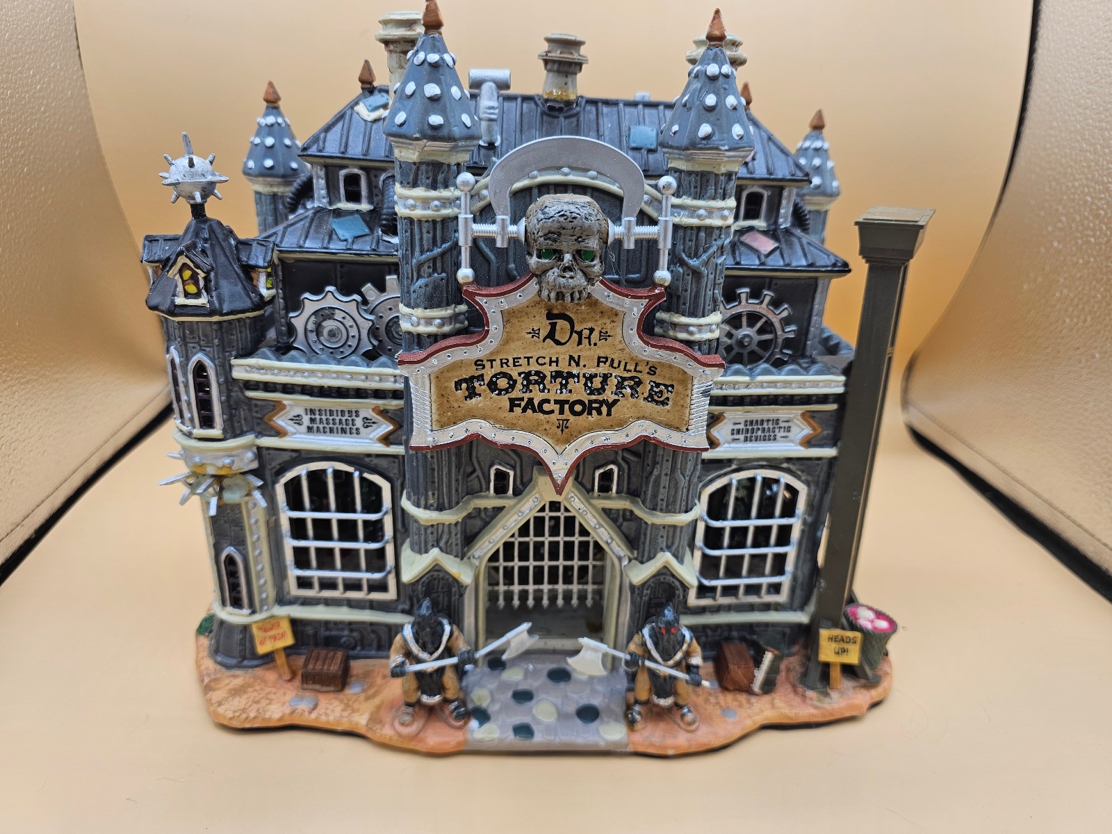 Retired Lemax Spooky Town 2004 – Torture Factory – READ DESCRIPTION