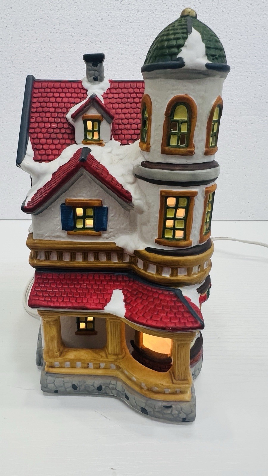 Copperfield Keepsake “Gifts & Antiques” Porcelain Lighted House Excellent !