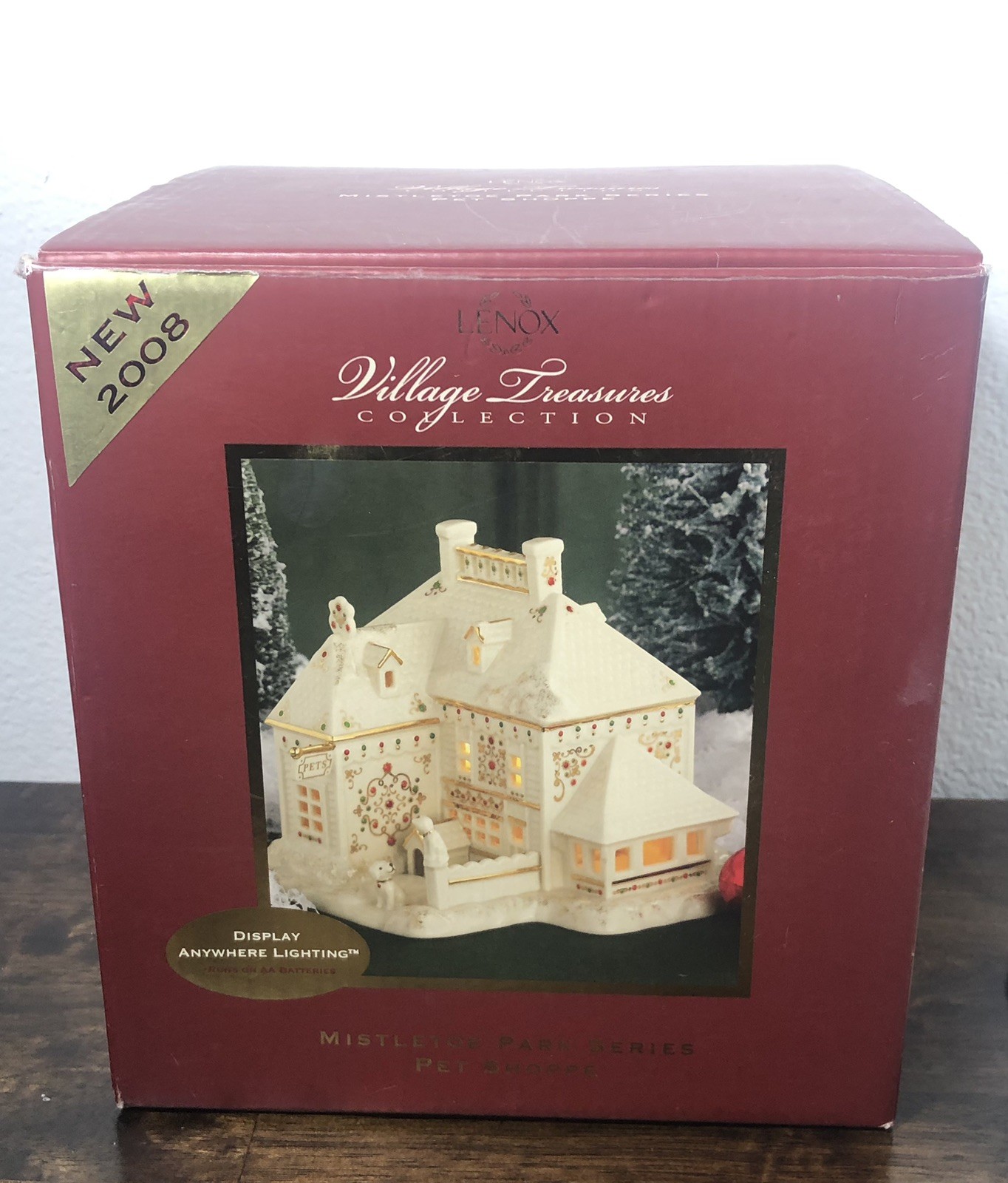 Lenox Mistletoe Park Pet Shoppe Village Treasures Collection Boxed 2008- Retired
