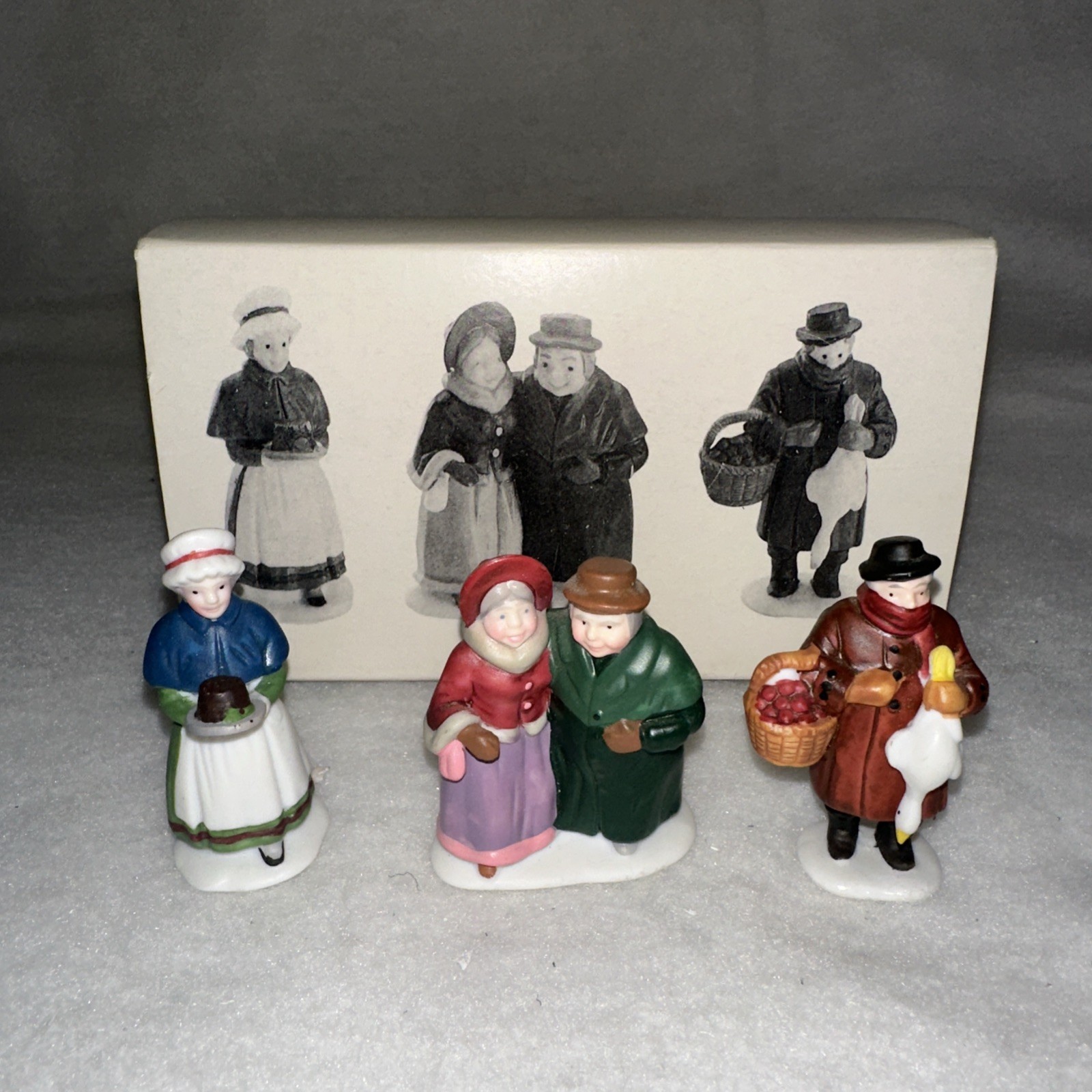 Dept 56 Heritage Village Collection Fezziwegs and Friends Accessory#5928-5 w/Box