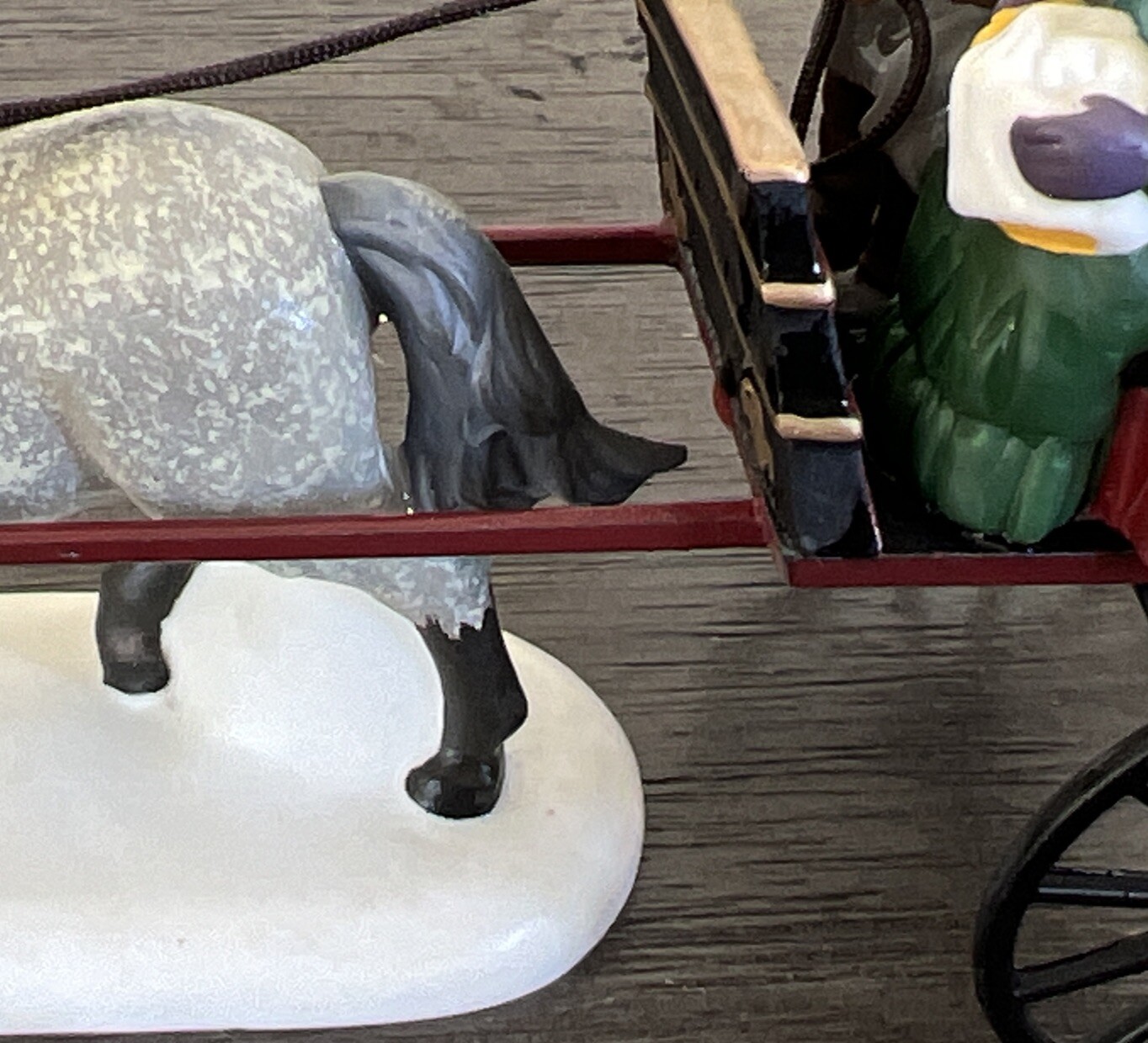 Dept 56 Dickens Village “RED CHRISTMAS SULKY” 58401 Horse & Carriage *Read Desc.
