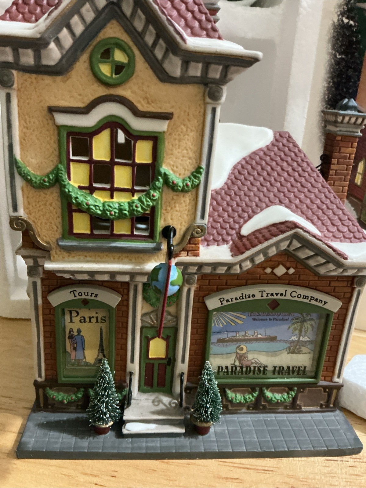 Dept 56 Christmas in the City Paradise Travel Company 58921