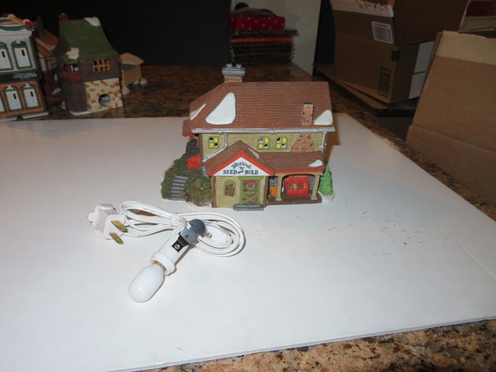 1992-NEW ENGLAND SERIES-DEPT.56 “BLUEBIRD SEED AND BULB” W/LIGHT-NO ORIGINAL BOX