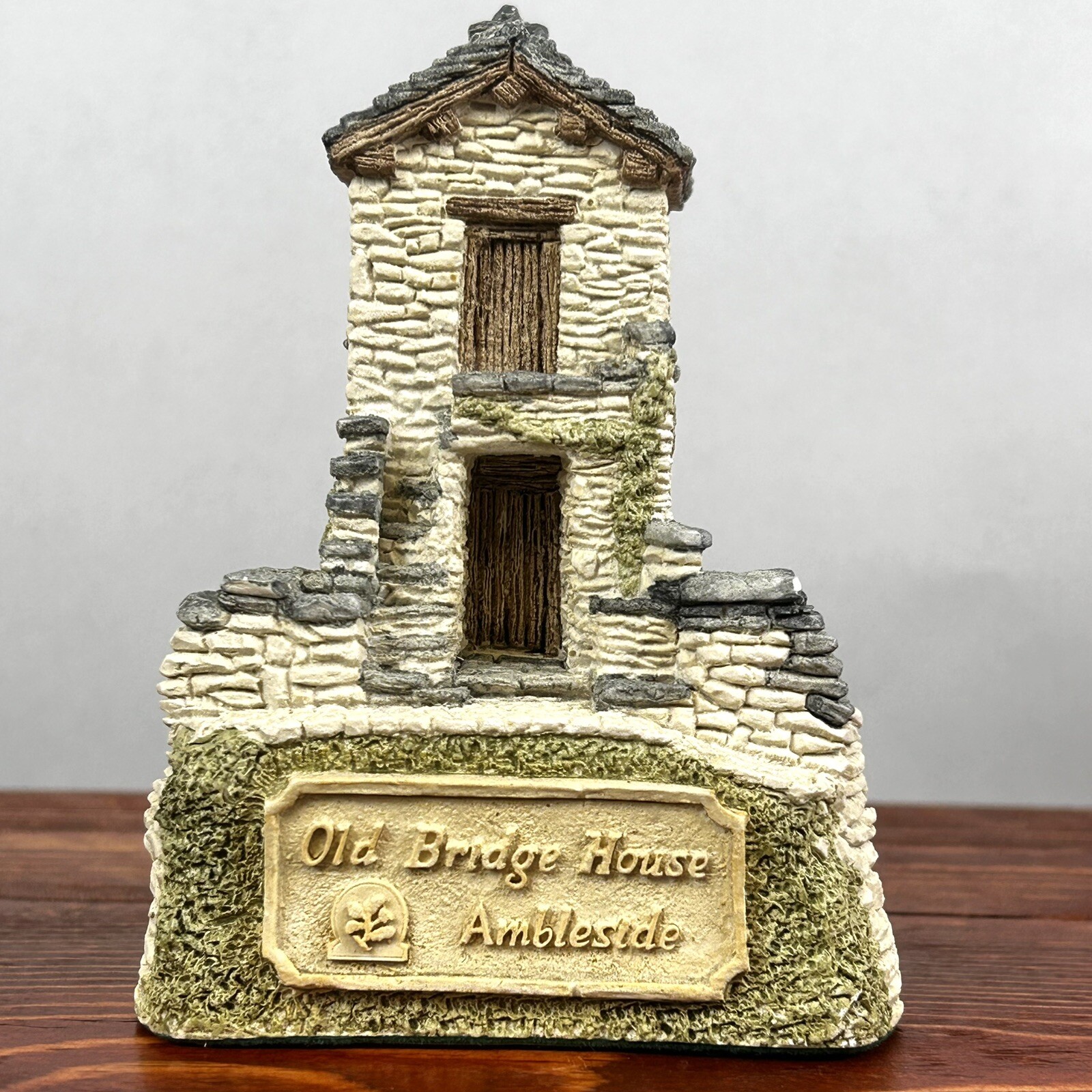 1984 Old Bridge House Ambleside By Malcolm Cooper Britain Villages & Houses