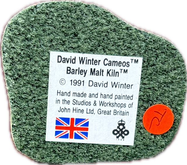 David Winter Cottages Cameos Mini Village Set England Hand Painted Cottage Lot