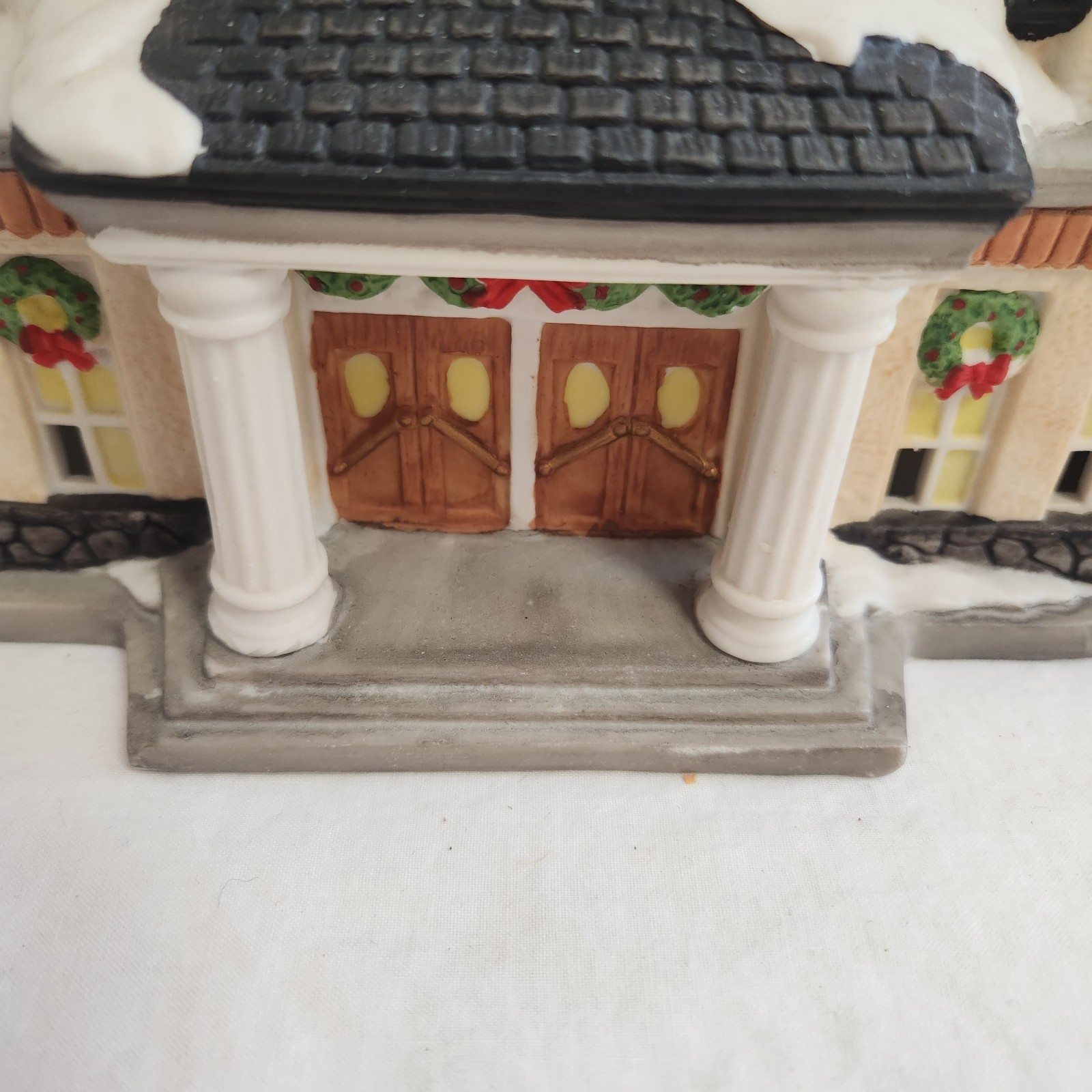 Mercuries Dickens St. Train Station Building Winter Christmas Village Display