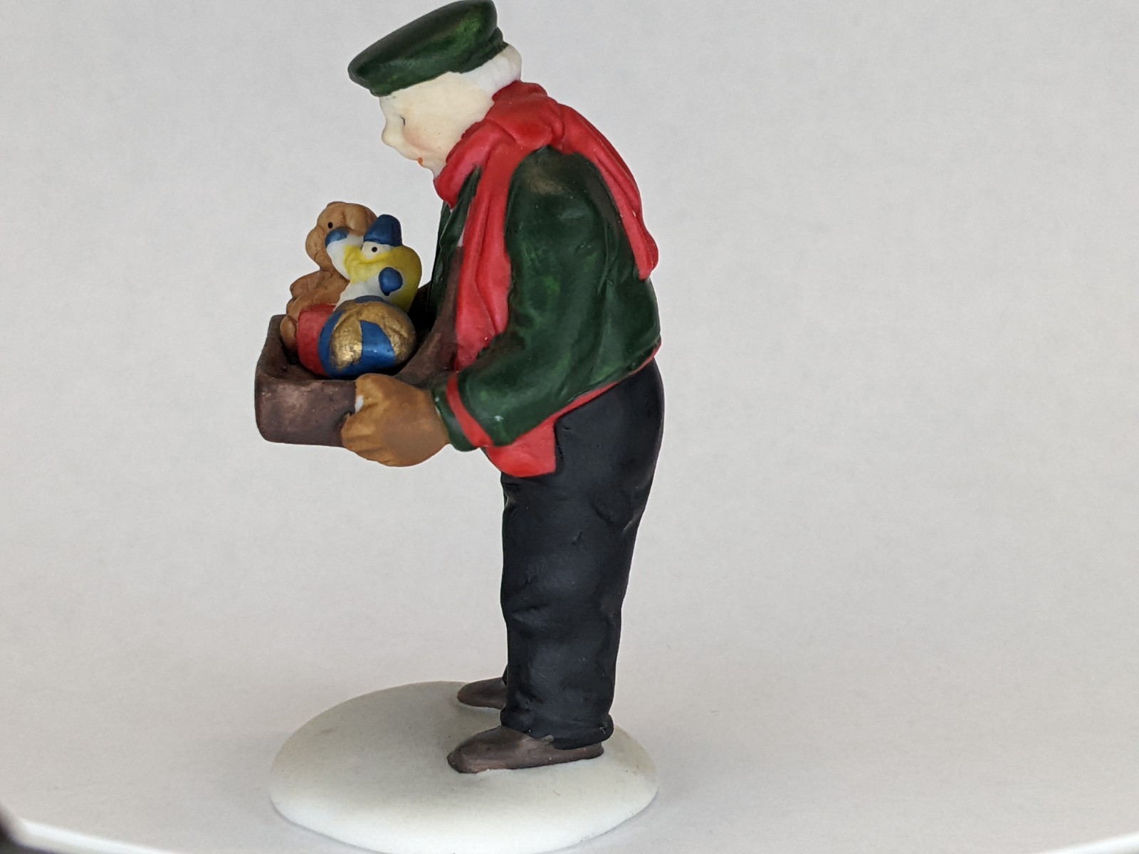 department 56 Accessory “The Toy Peddler” People, piece, figurine