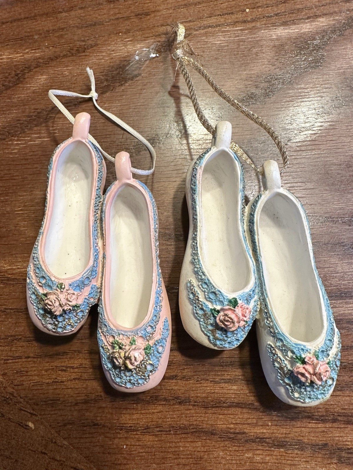 Vintage House of Lloyd Christmas Shoe Ornaments Set of 2 White, Pink