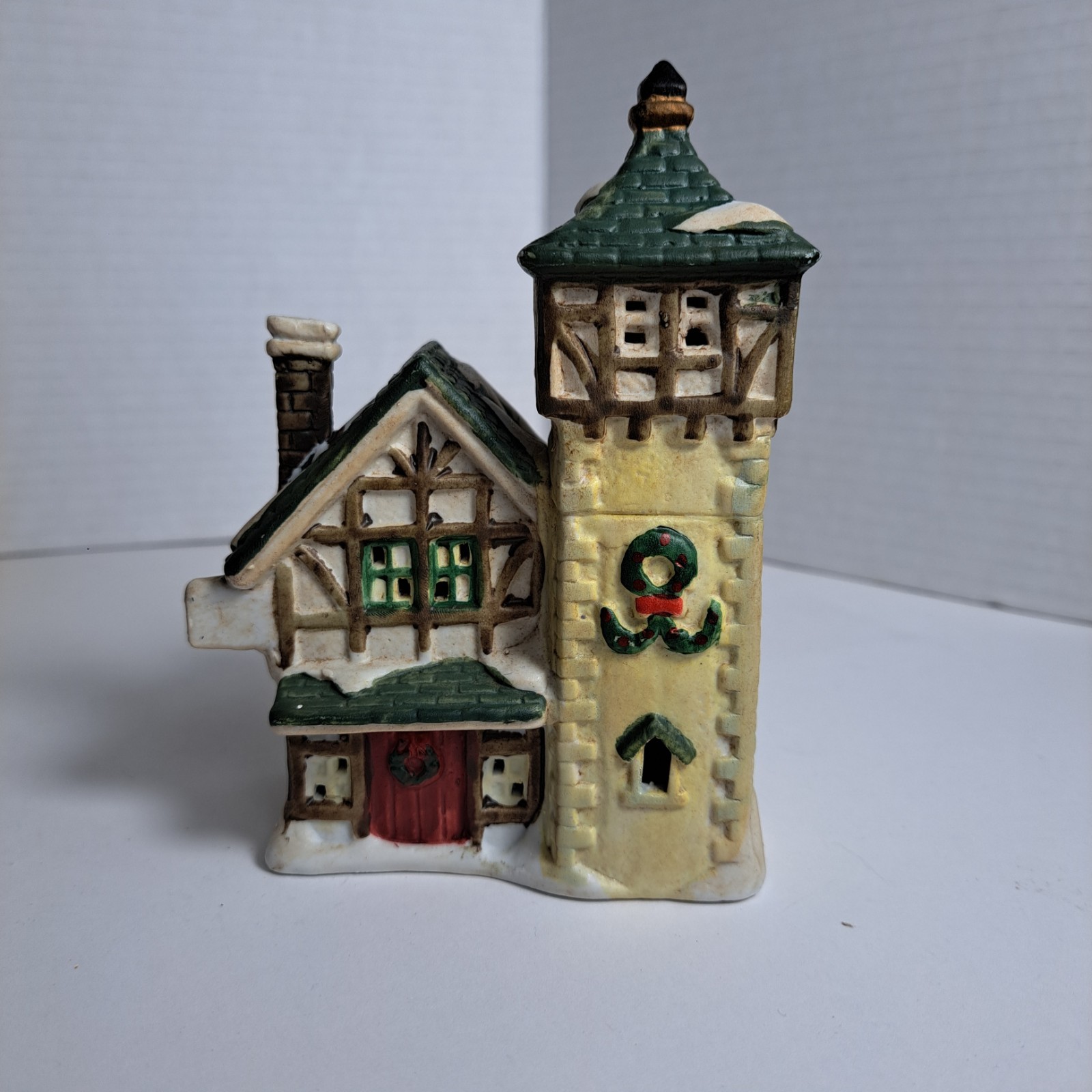 Lot of 2 Dickens Christmas Buildings, 1995 School House & 1990’s Village House