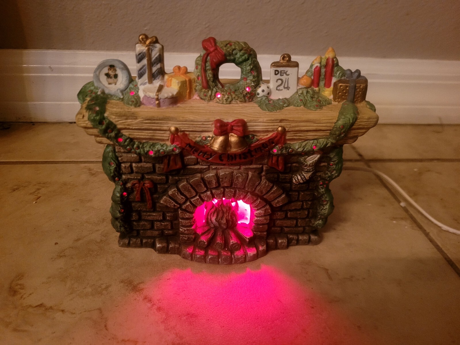 Vintage 1993 Hand Painted Christmas Porcelain Fireplace Home Decor 7×6” In Box
