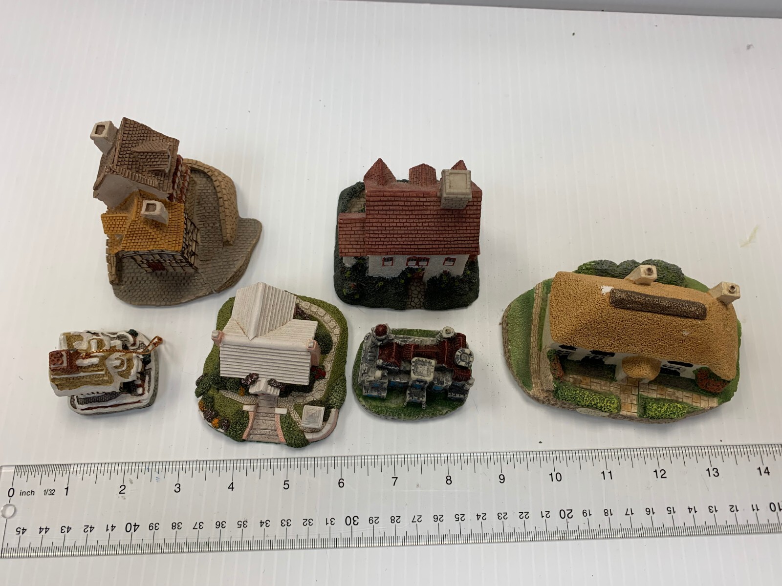 6 Ceramic Houses Including Fraser Bermuda Cottage & Cornwall Cheshire Manor
