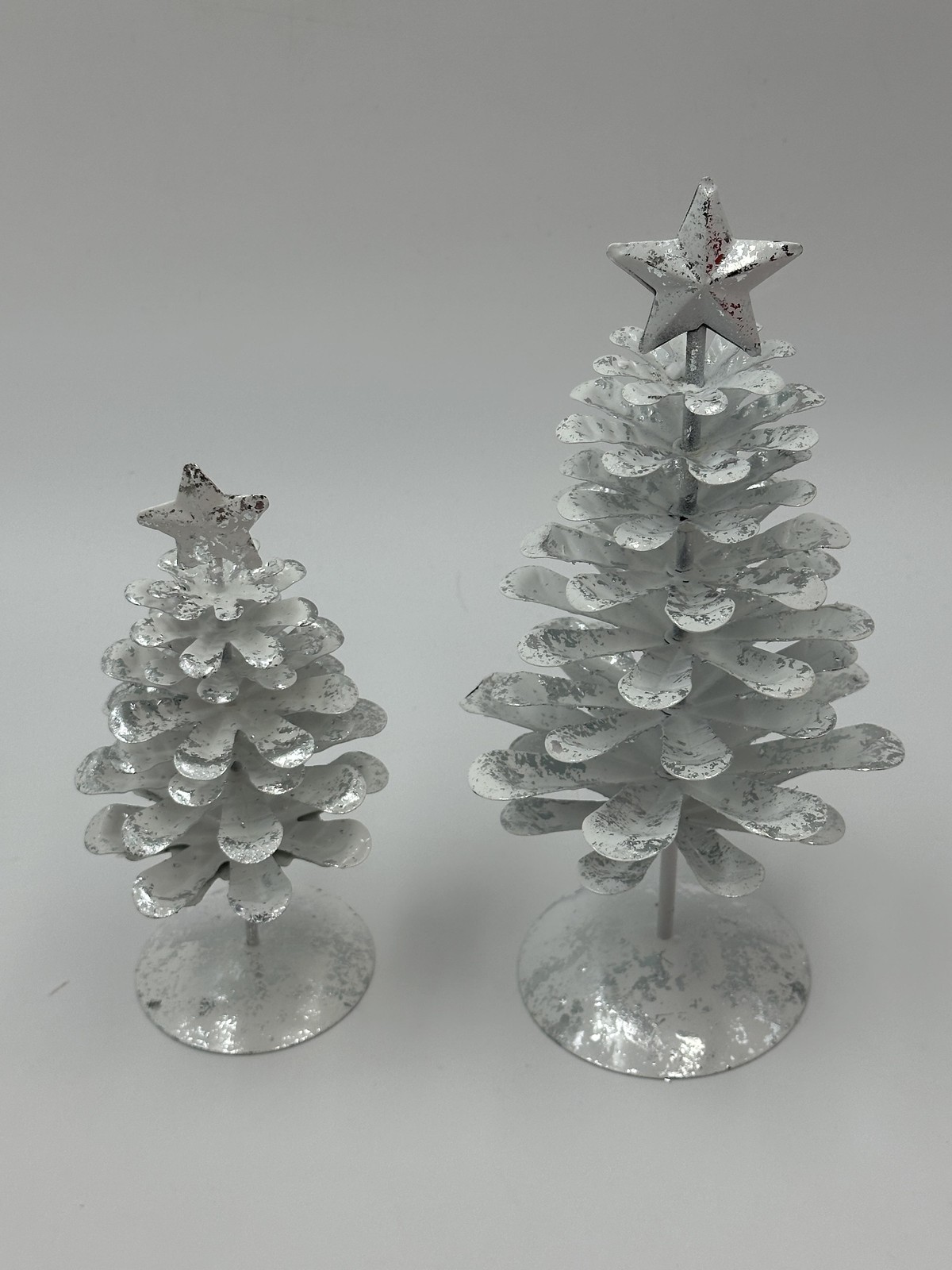 Dept 56 Village Accessories Silver Pines Tin Trees Set Of 2 With Box #4030898