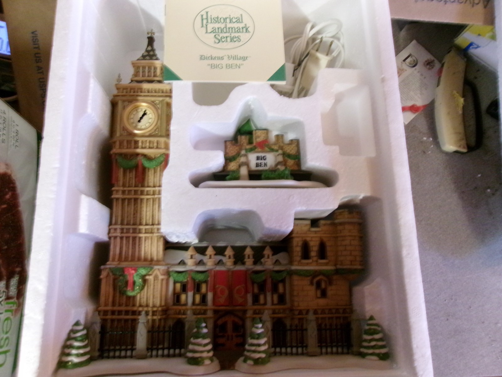Department 56 Dickens Village Big Ben Illuminated Ceramic Christmas 1998