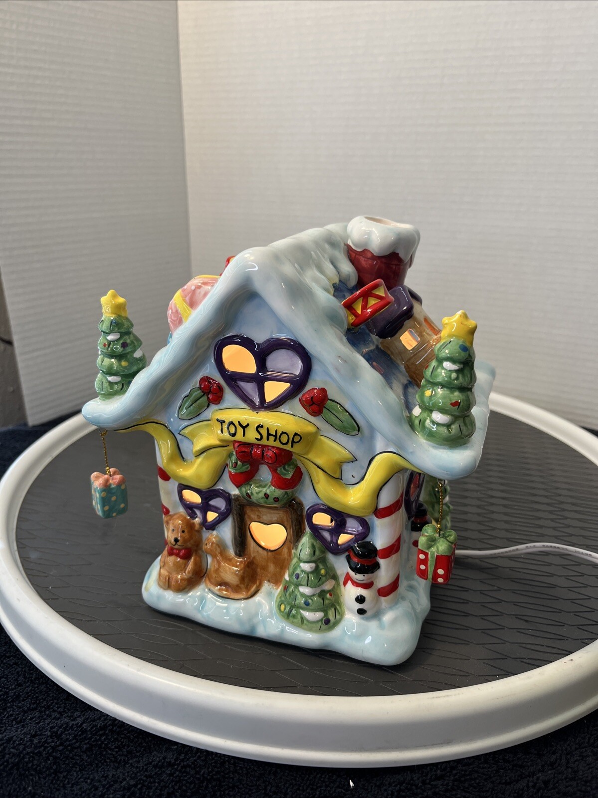 1990 Elements TOY SHOP Ceramic Lighted Christmas Building with Light Cord