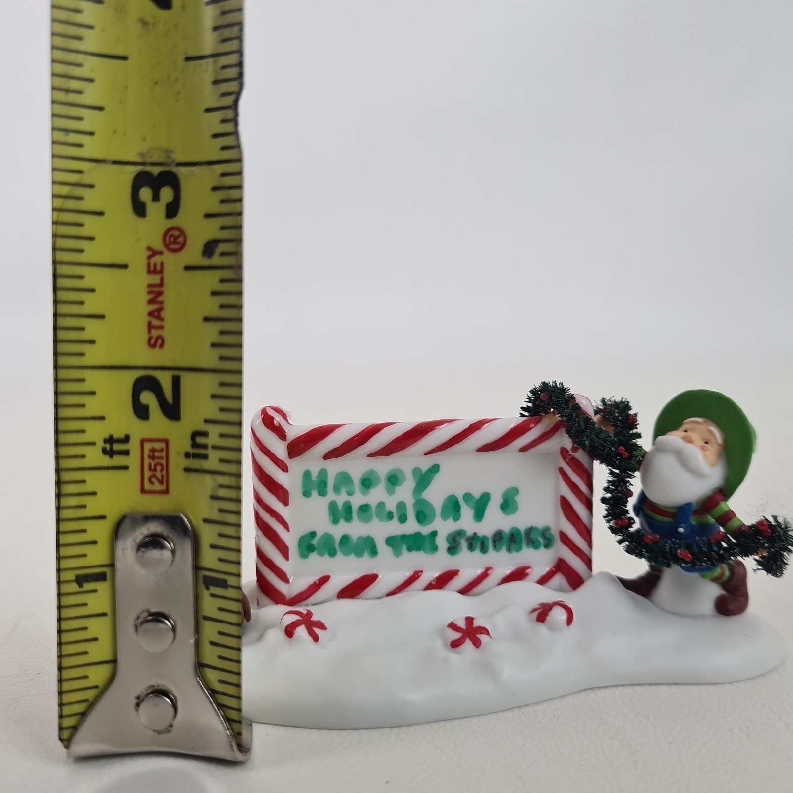 Department 56 “Village Peppermint Sign” 53114 Elf Christmas Accesories Porcelain