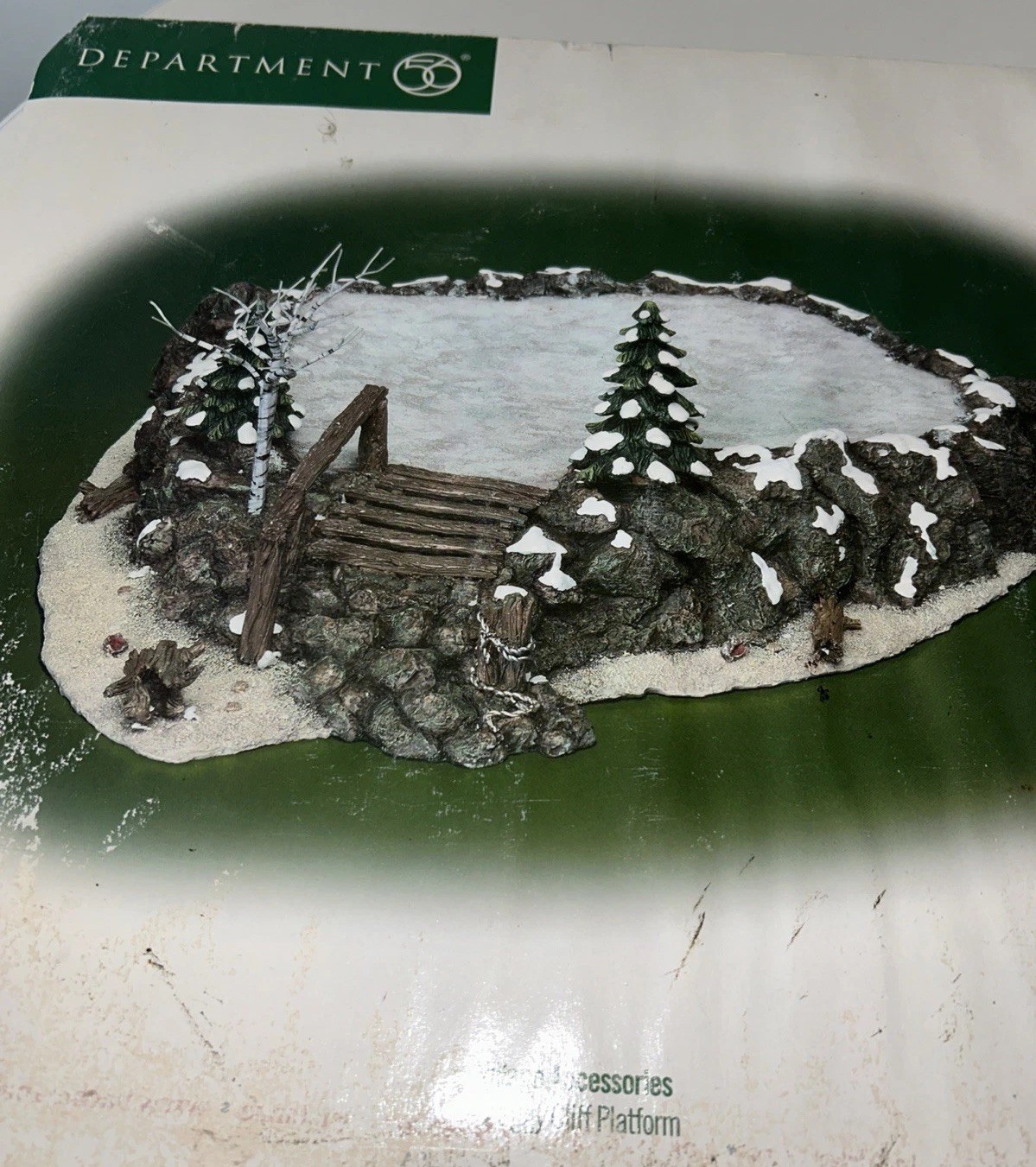 Dept 56 Craggy Cliff Platform #56.52794 Village Accessories NIB Retired Trees