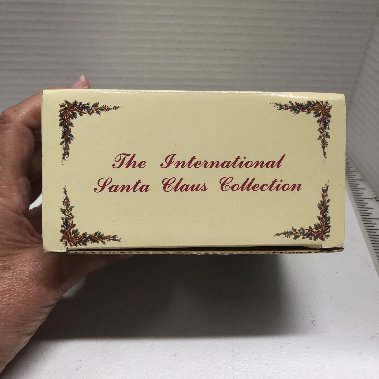 Internation Collection Figure Filipino Santa Claus SC35 1998 Missing Ornament
