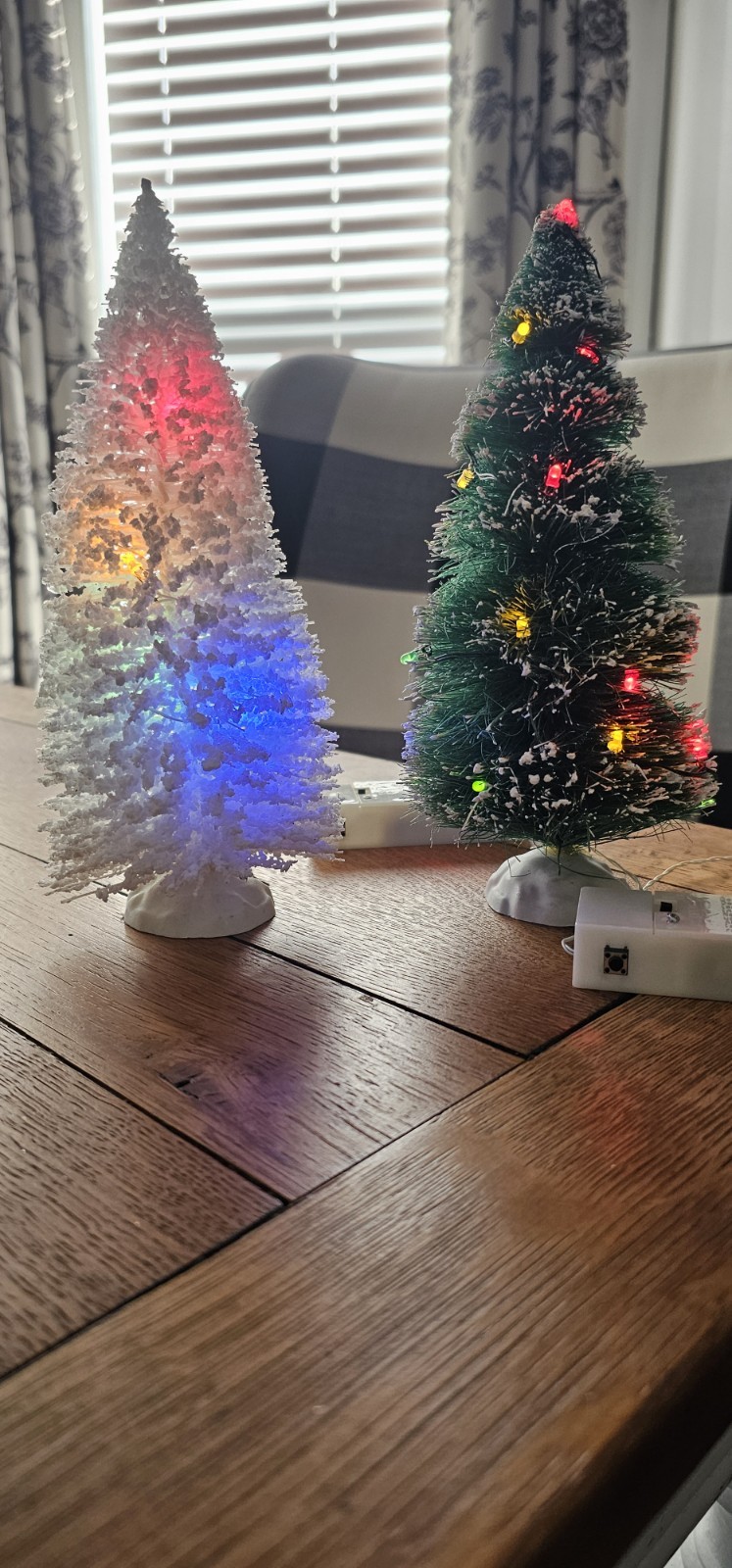 Lemax 1 White and 1 Green Christmas Tree Light Up 9″T Battery Operated