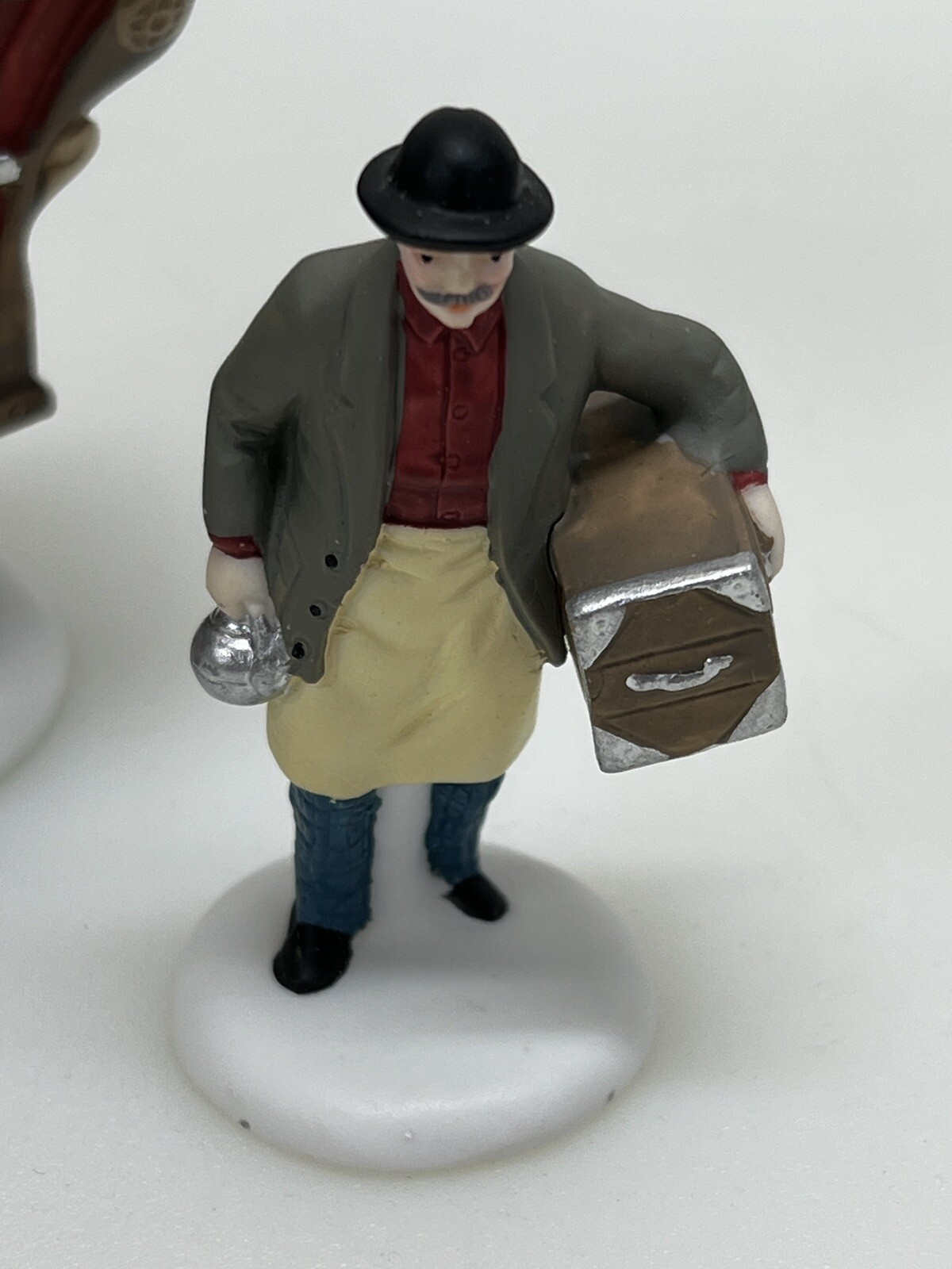Dept 56 Town Tinker Heritage Village Collection 5646-4 Set Of 2