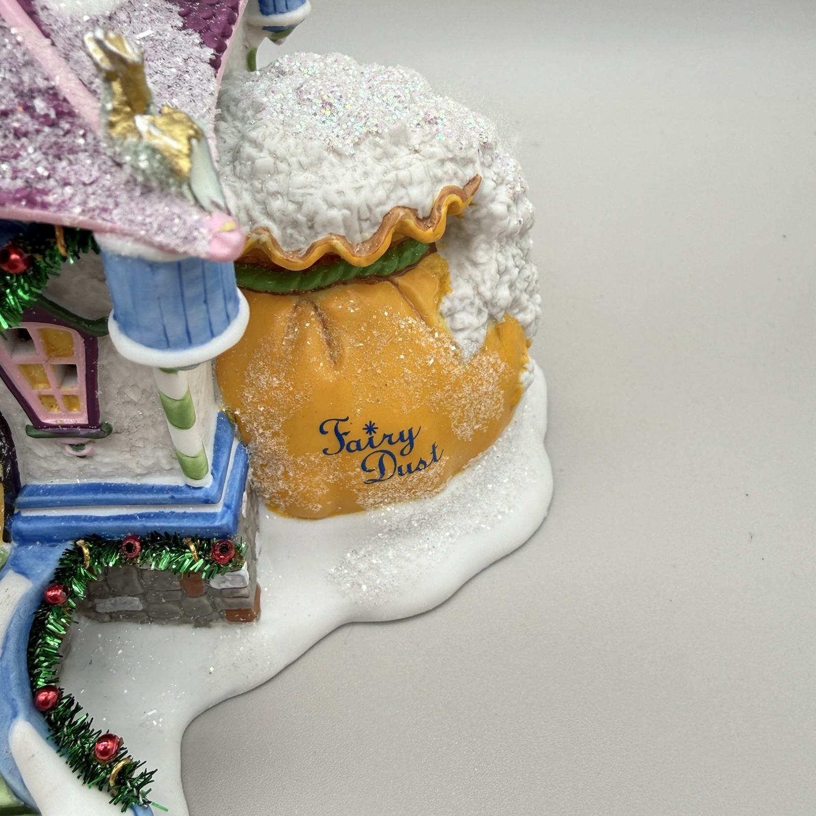 Vintage Dept 56 Disney North Pole Tinker Bell’s Lighthouse 802825 W/ Box READ