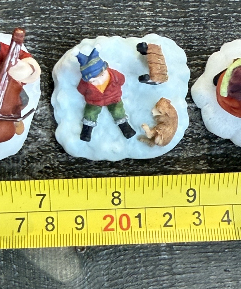 Lot Of 6 Christmas Village Figurines Decorative Miniatures Christmas Holiday