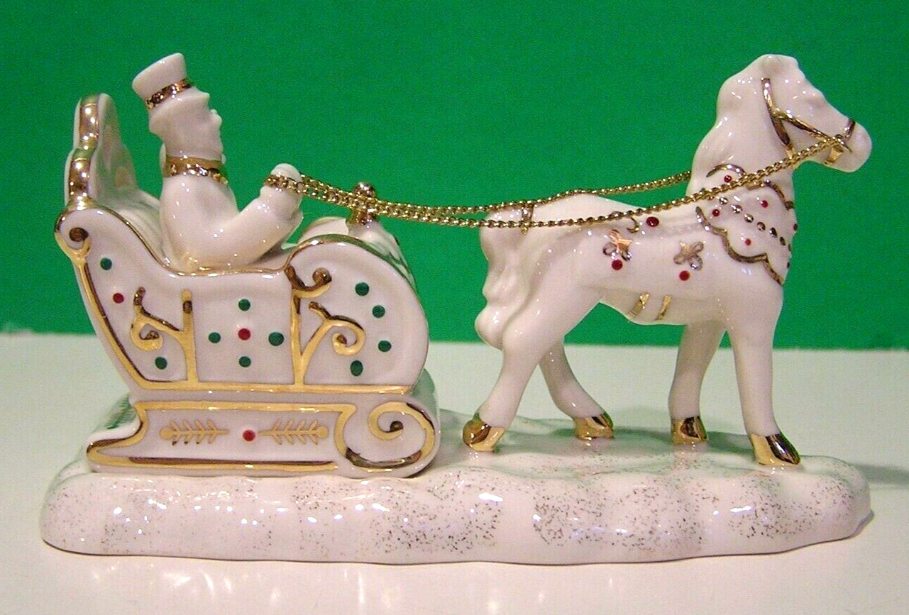 LENOX MISTLETOE PARK HORSE and SLEIGH — Village Treasures series — NEW in BOX