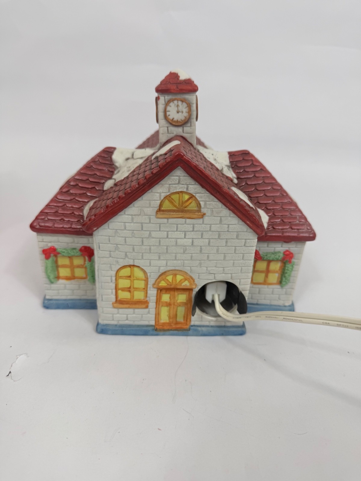 VTG Americana Porcelain Collectable Chritmas Light Up Court House 1991