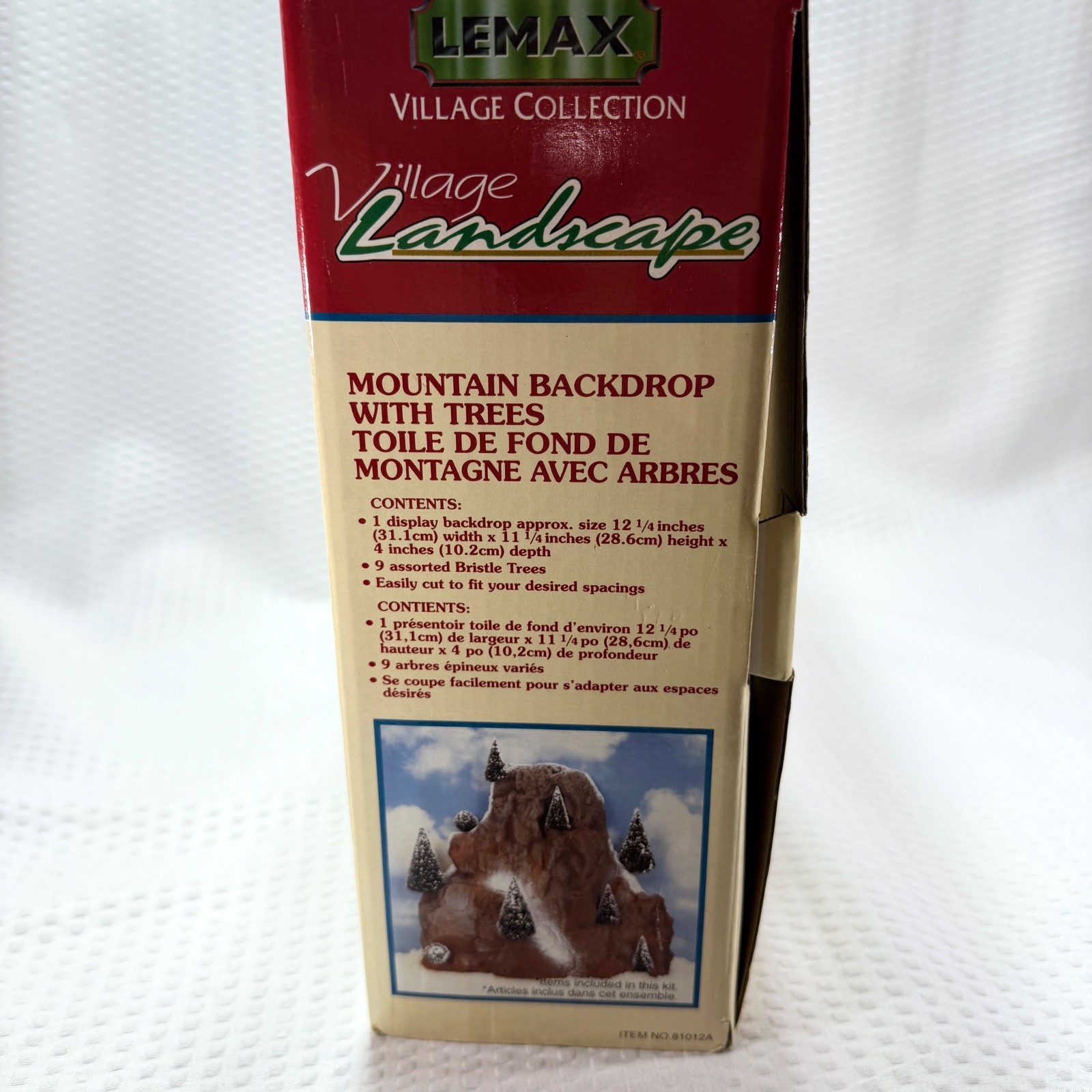 Vintage 1998 Lemax Village Collection Mountain Backdrop with 9 Trees #81012A VG+