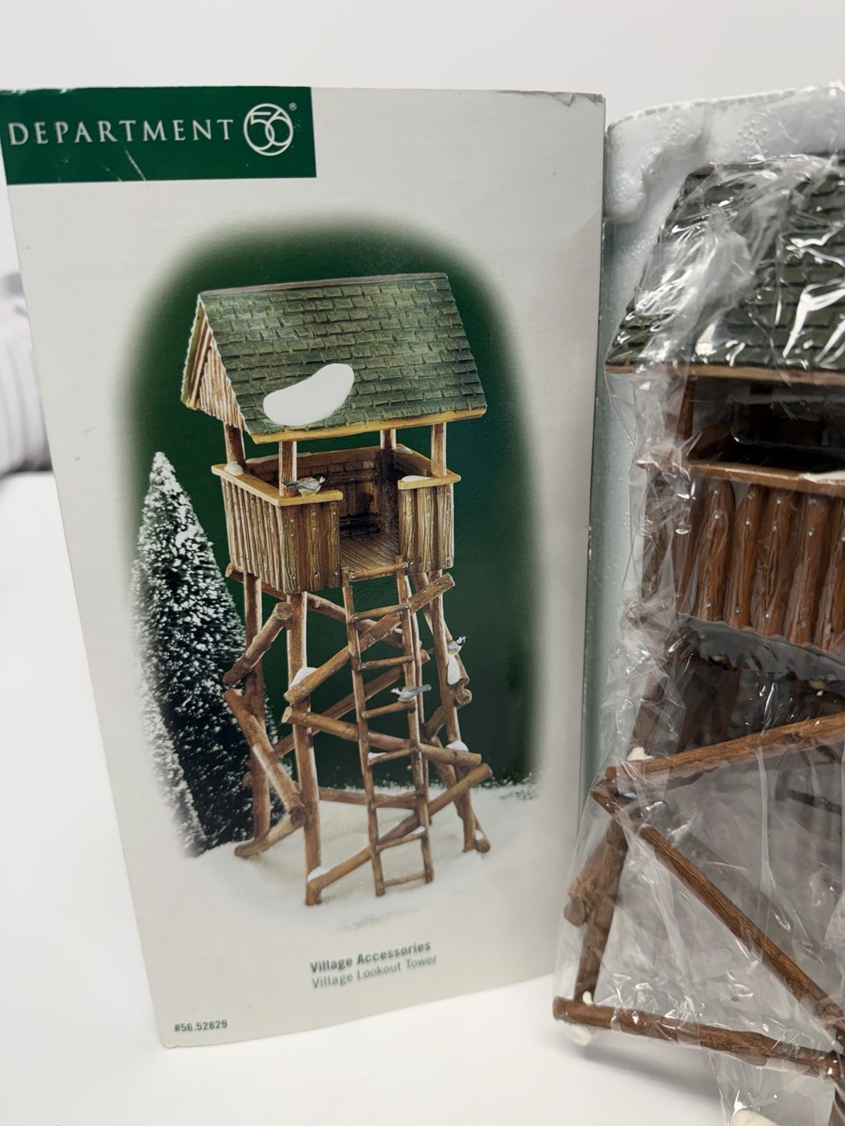 VINTAGE NOS Dept 56 #52829 Village Lookout Tower, Christmas Village Accessories