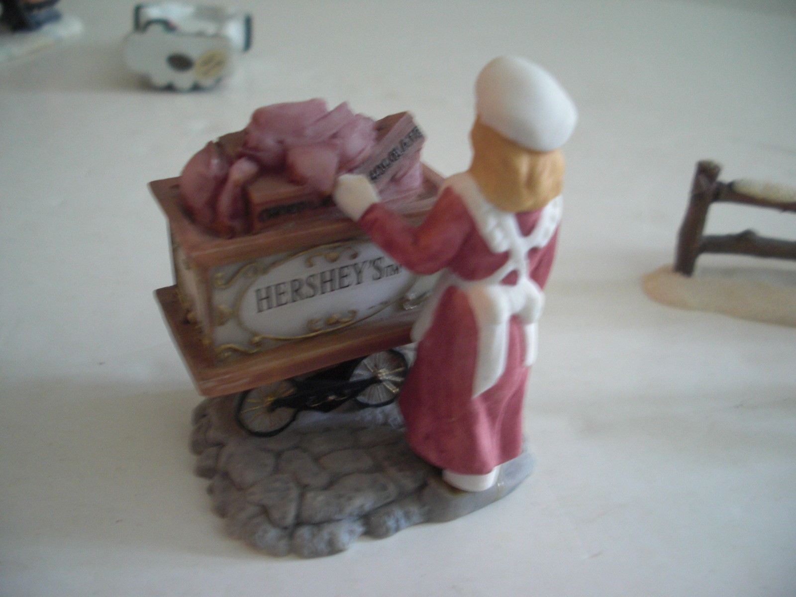 LOT 6 Hershey’s Holiday Village Candy Cart Carolers Fence Sign Miniature Figures
