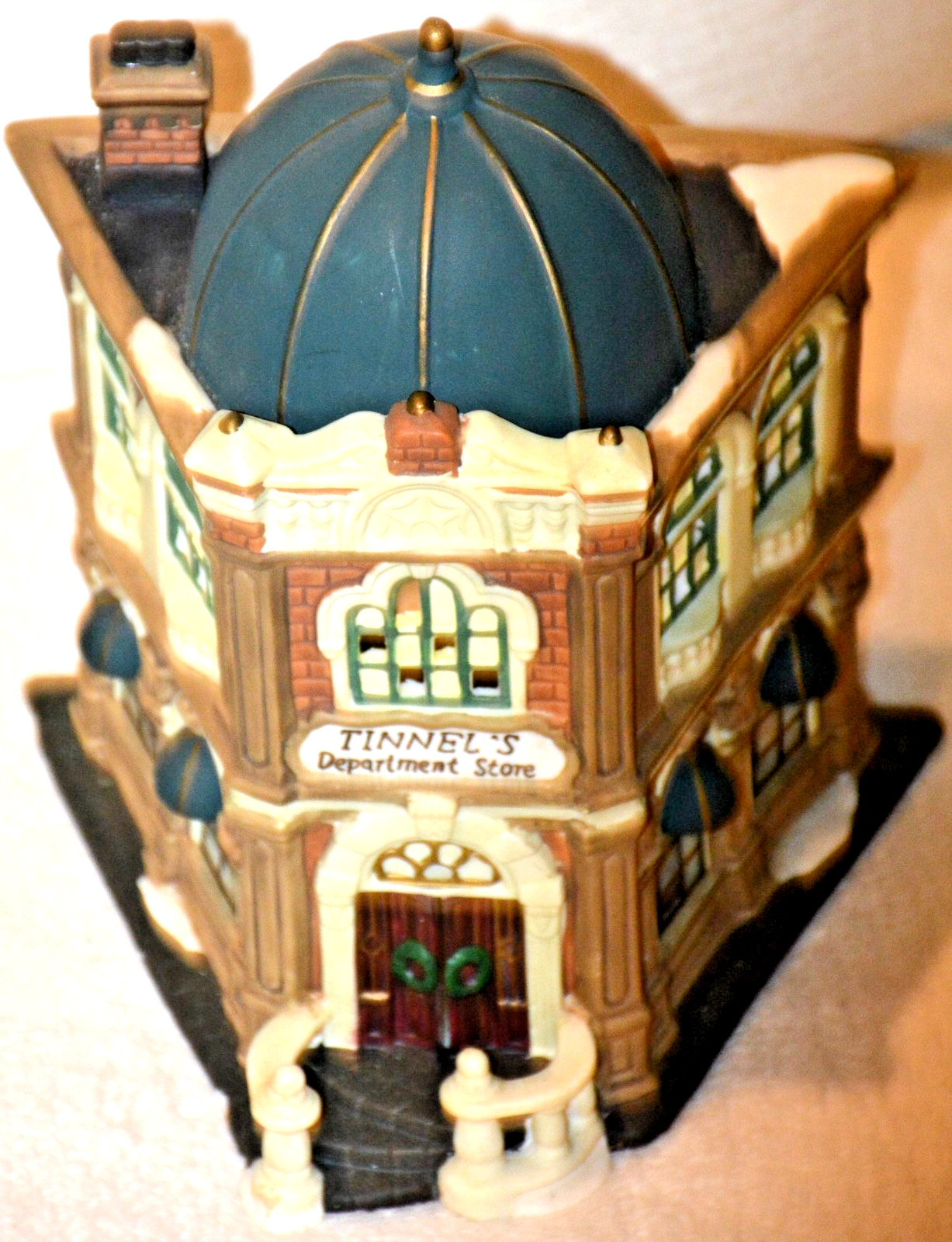 Holiday Time Village Collectibles Tinnels Department Store P0465 Porcelain House