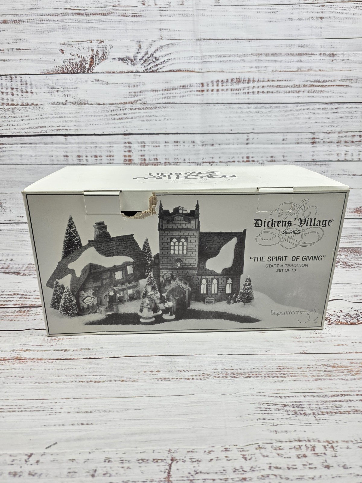 Department 56 Heritage Collection Dickens Village The Spirit of Giving New OB