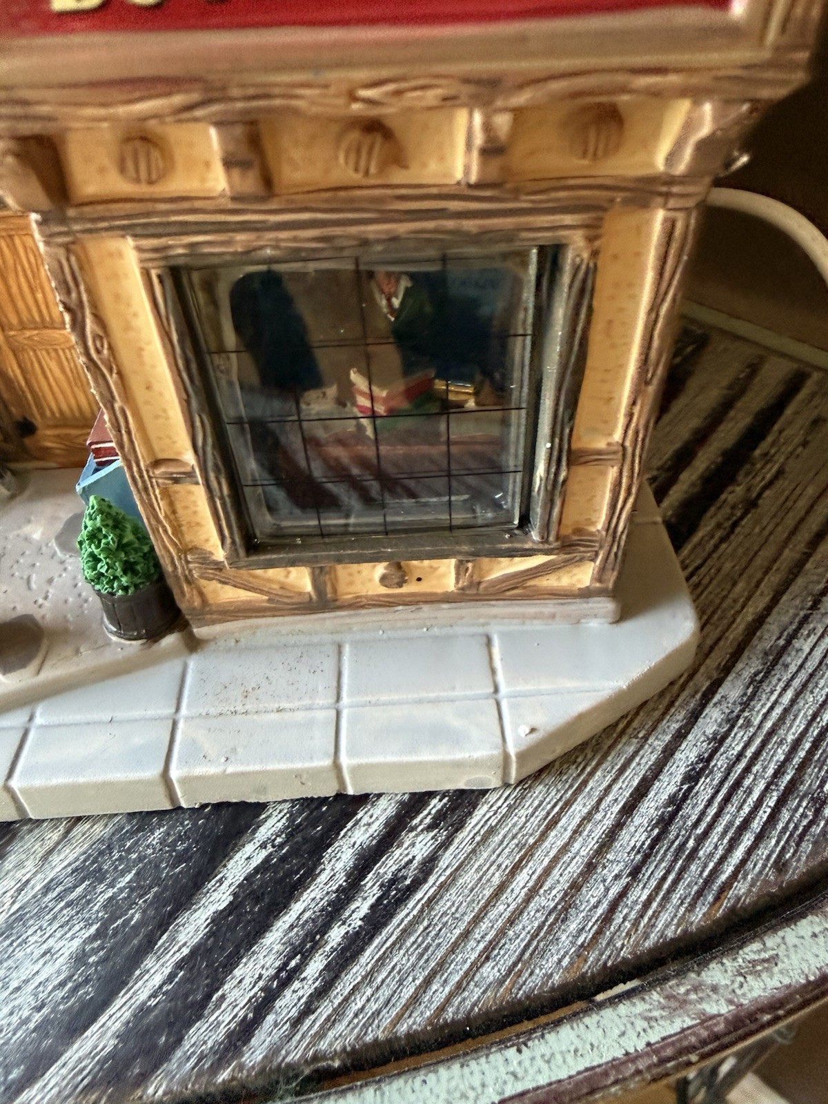Lemax Christmas Village Book Shop – New – Works – Sears Exclusive