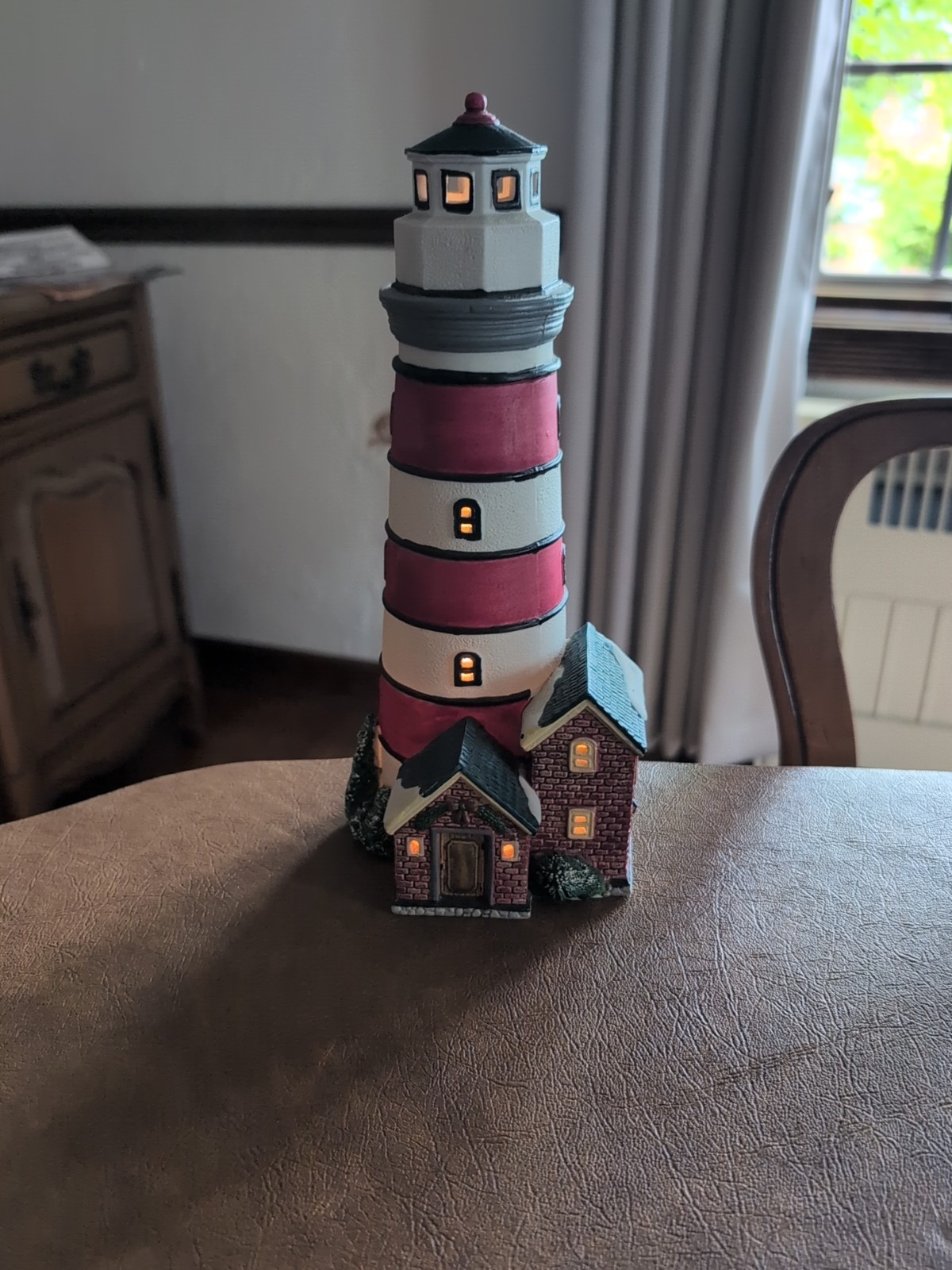 Lemax Village Plymouth Corners Porcelain Lighted House Lighthouse 1998 Vintage