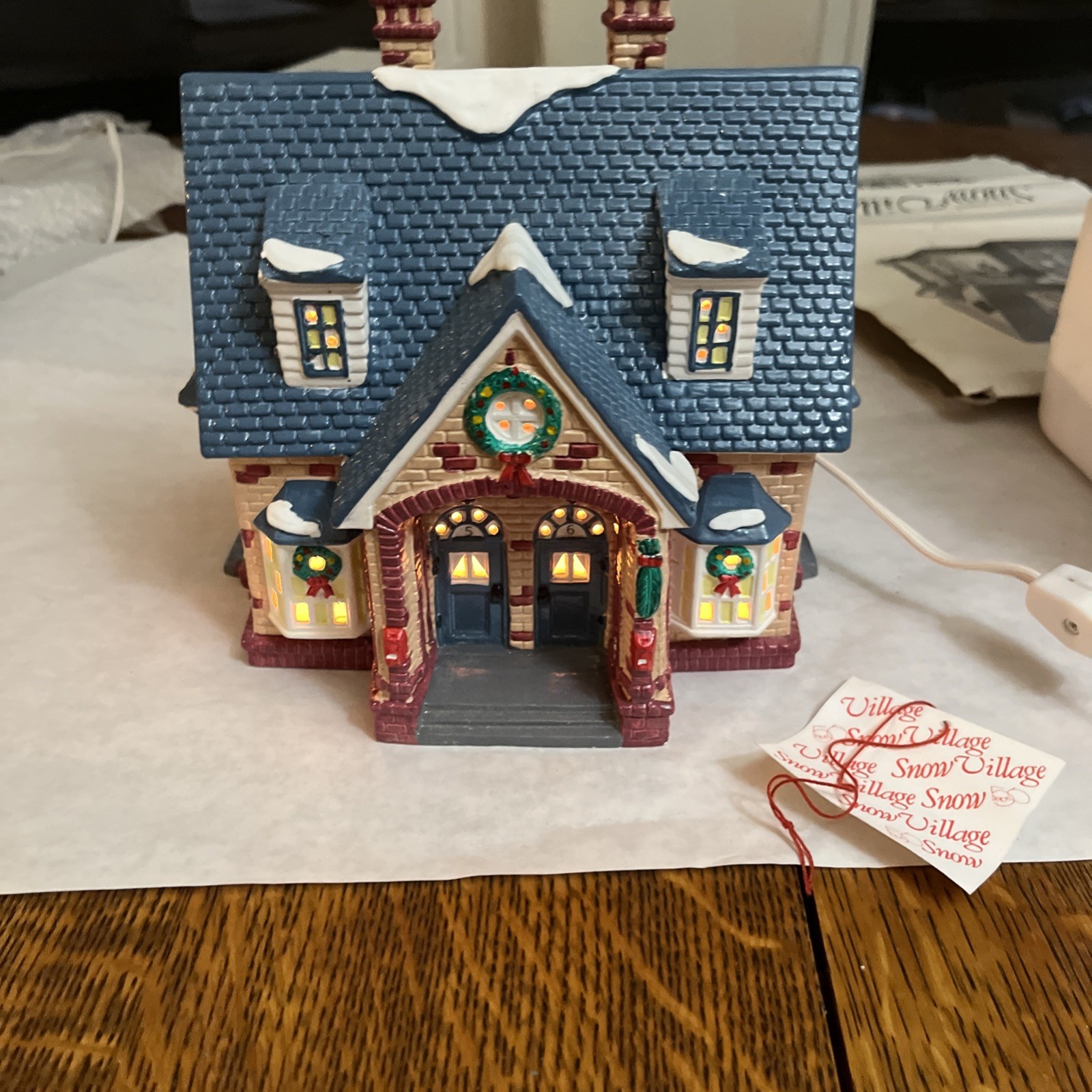 Department 56 Original Snow Village – DOUBLE BUNGALOW 5407-0 W/ Box & Light