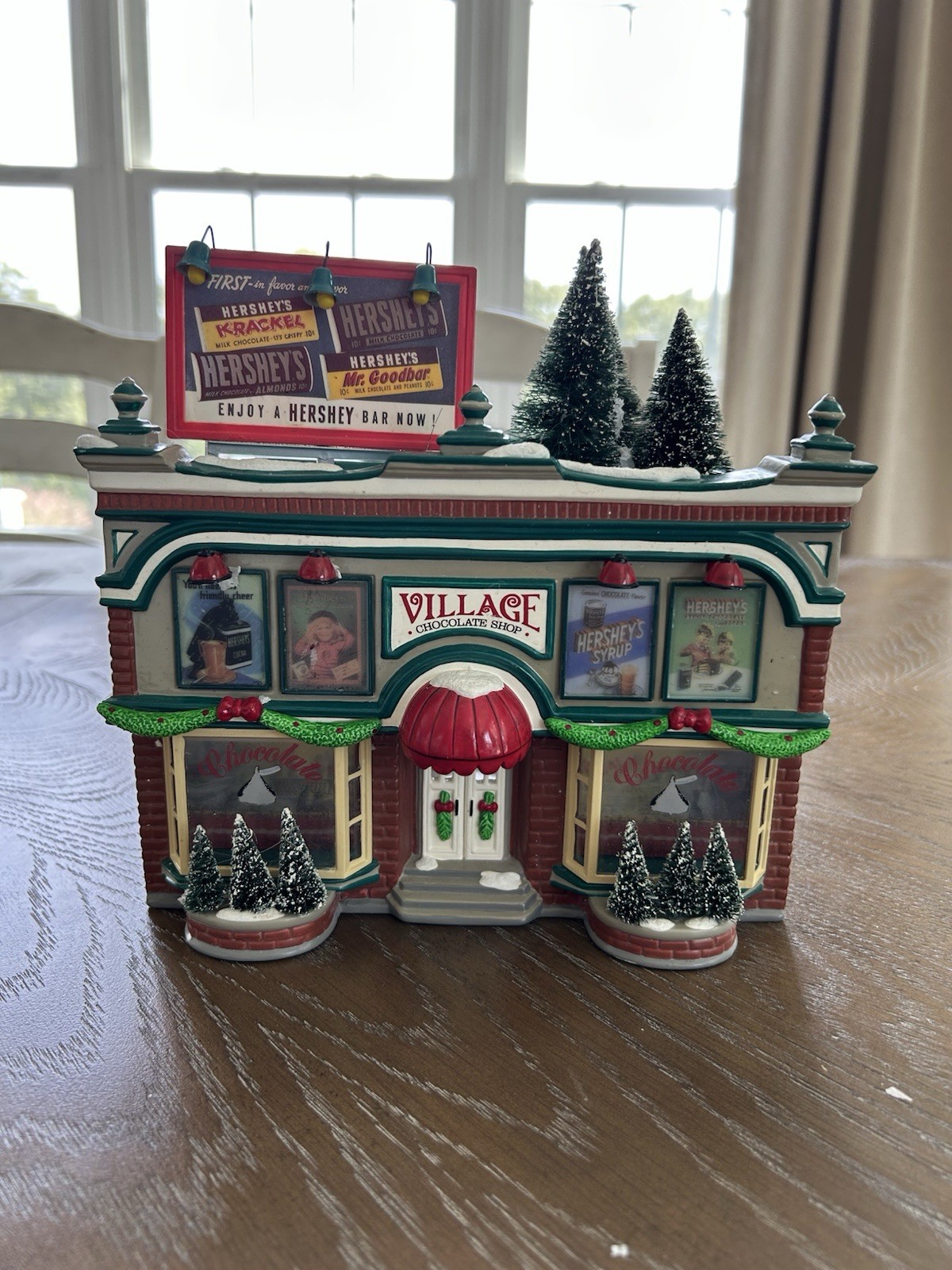 RETIRED! Dept 56 54913 Hershey Chocolate Shop Candy Store Christmas Snow Read